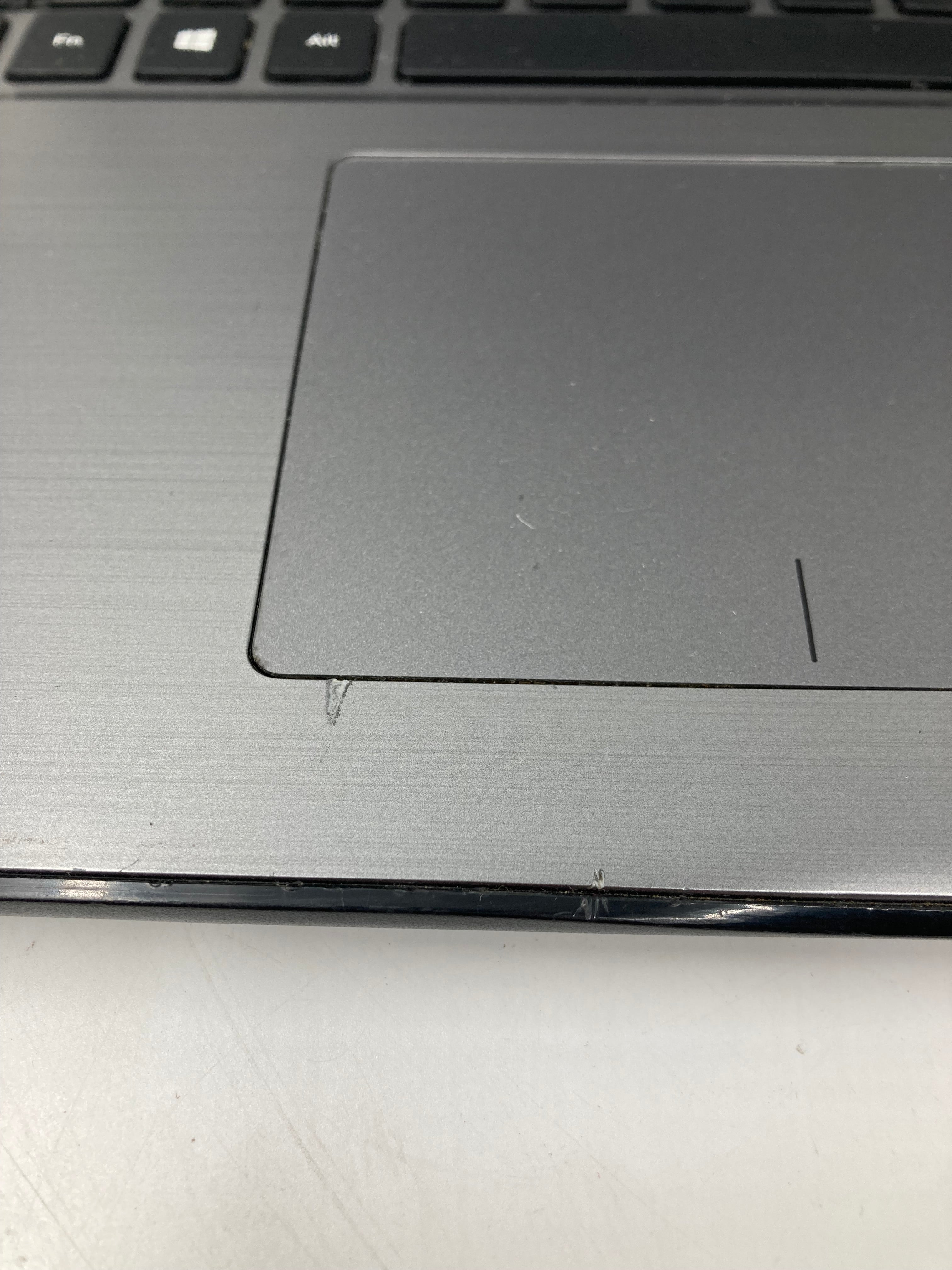 Dell Laptop Inspiron 5767 17" i5 7th Gen 8GB RAM No HDD No OS *Spares*