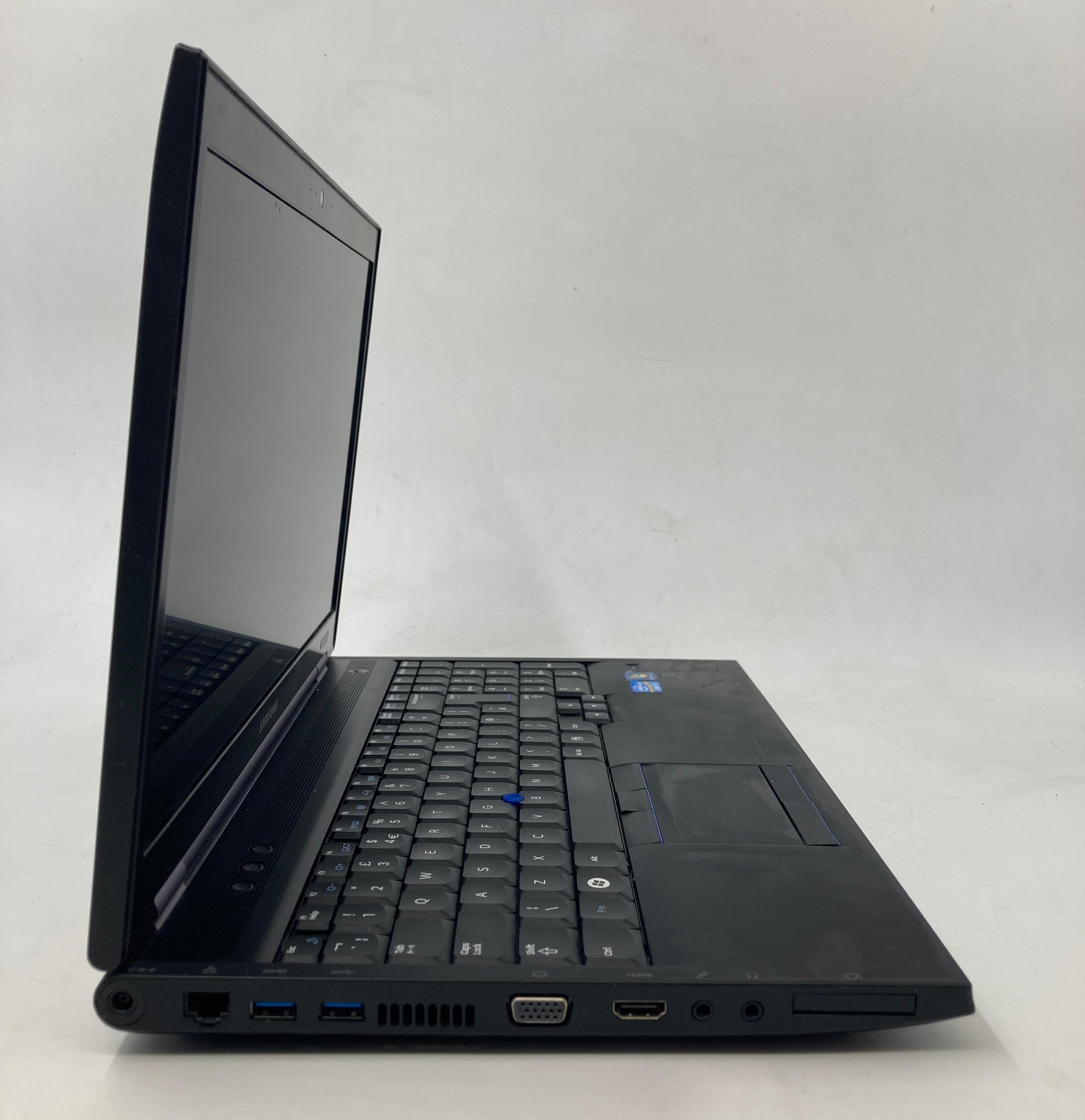Samsung Laptop NP400B5C NoteBook 400B 15.6" i5 3rd Gen 4GB RAM No HDD *Spares*