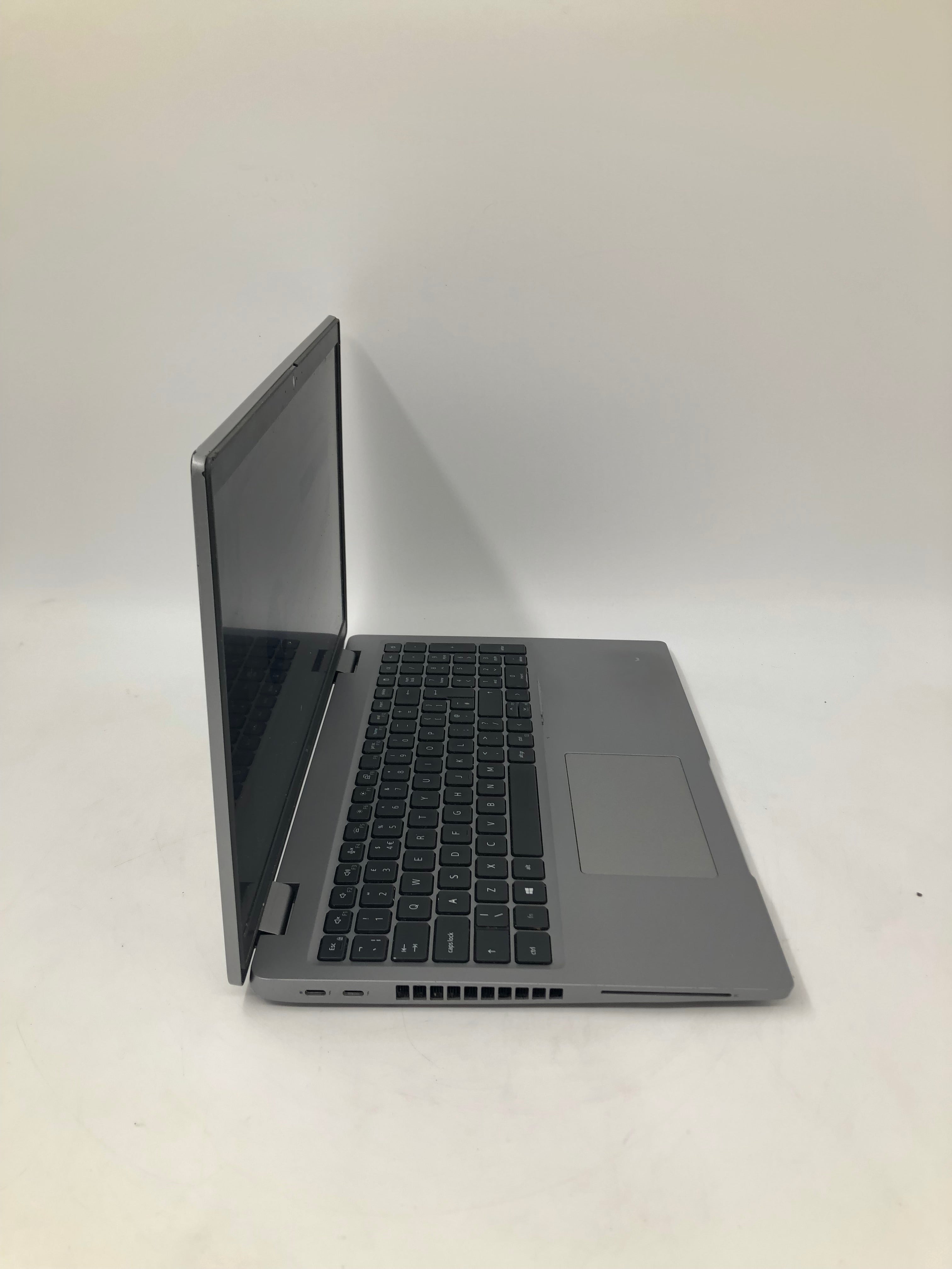Dell Latitude 5520 15" Screen i5 11th Gen 8GB RAM 256GB SSD W11