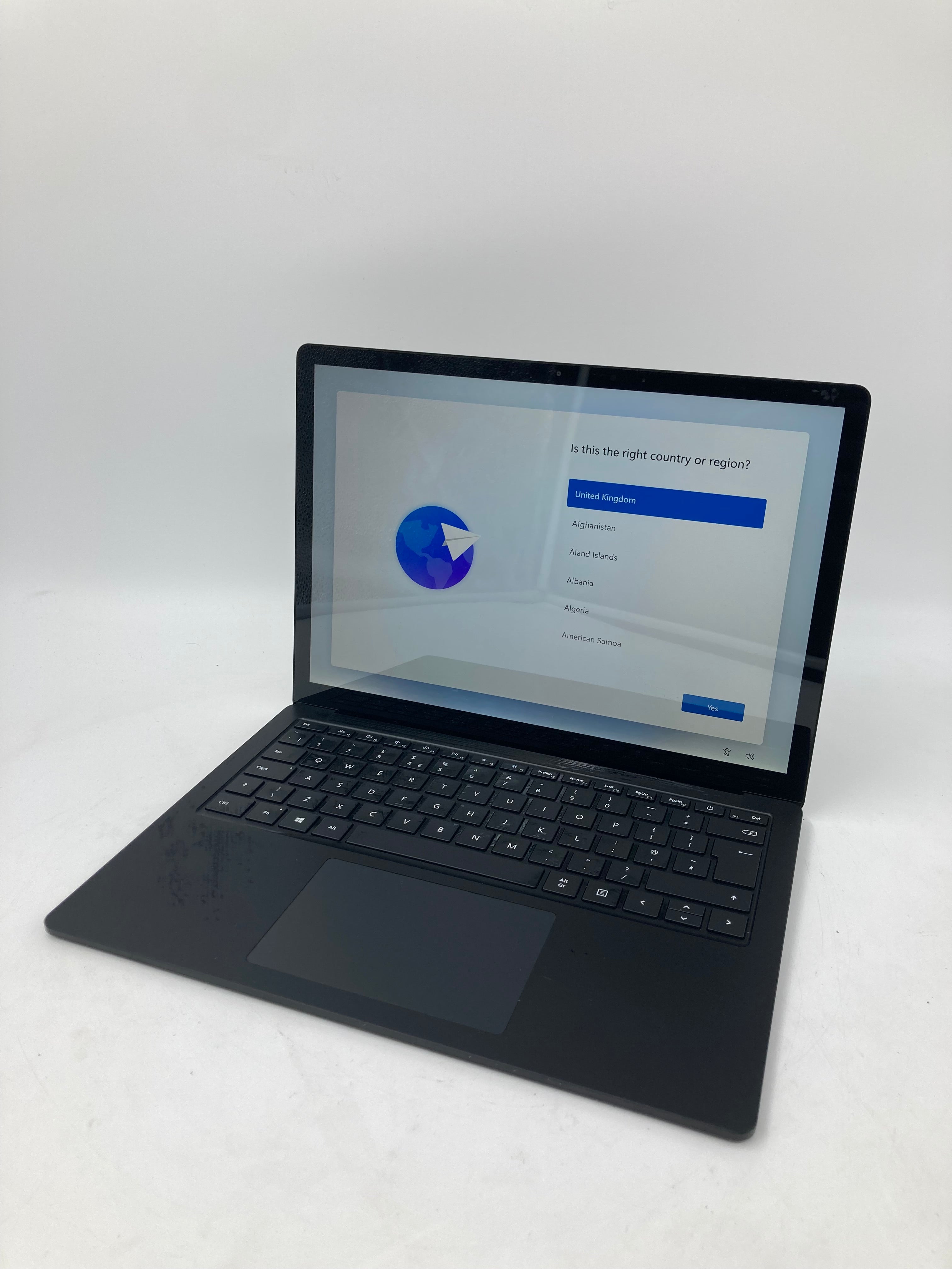 Microsoft Surface Laptop 3 13" i7 10th Gen 16GB RAM 512GB SSD W11