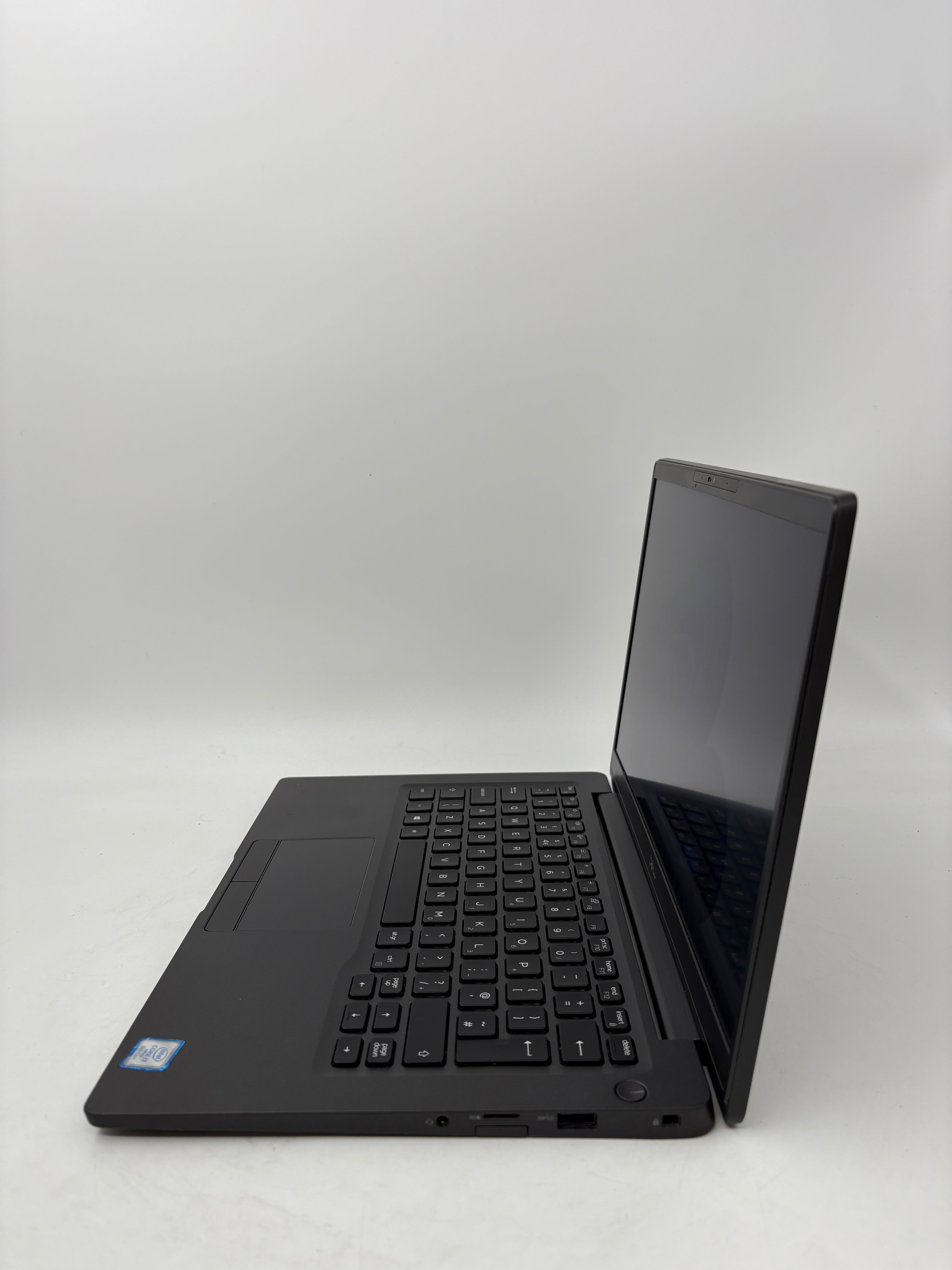 Dell Laptop Latitude 7400 14" Screen i7 8th Gen 8GB RAM 256GB SSD W11