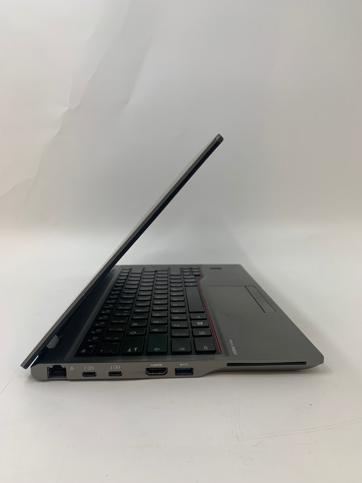 Fujitsu LifeBook U7411 | 14" FHD | i7 11th Gen | 16GB RAM | 512GB SSD | W11 Pro