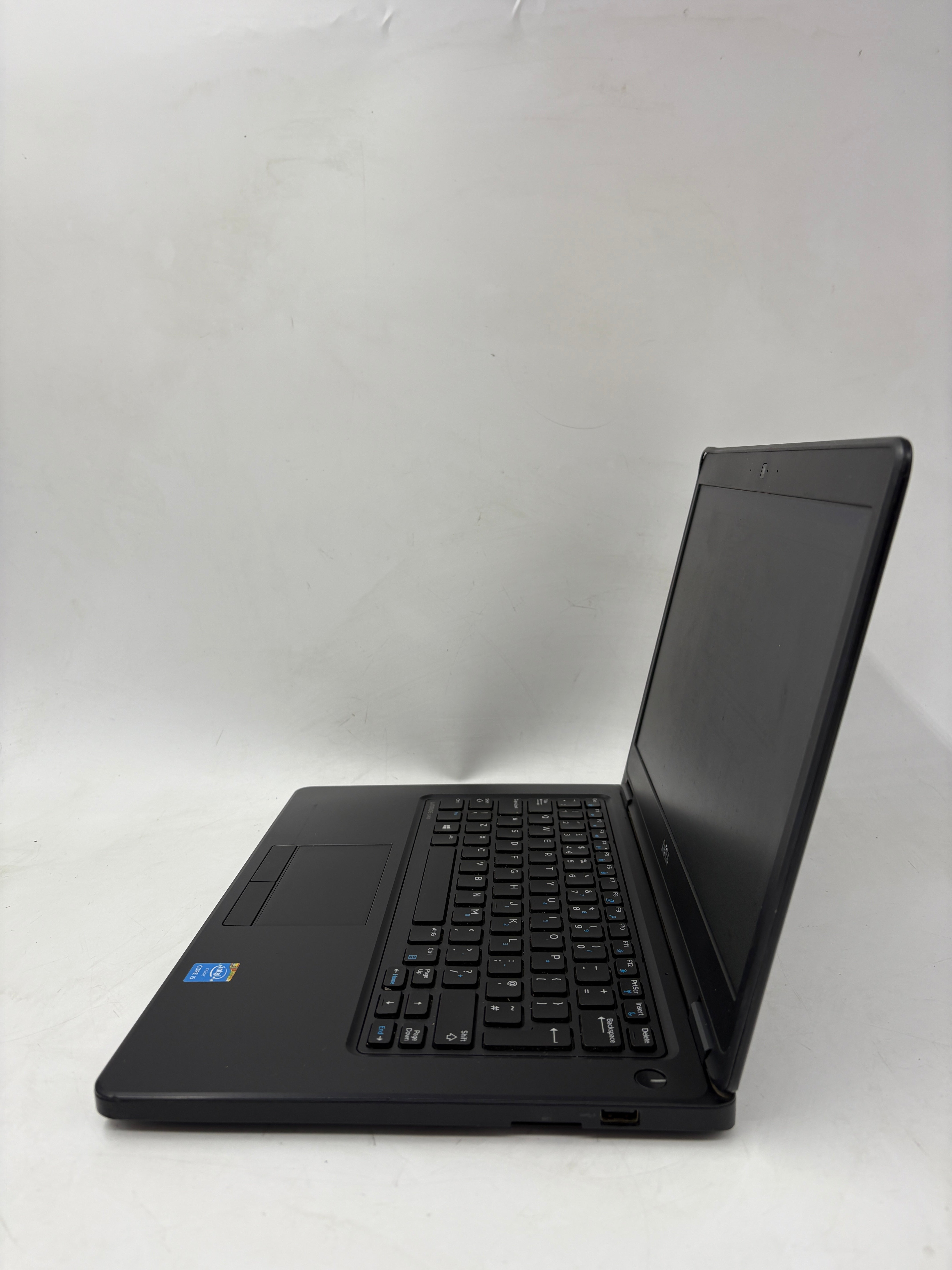 Dell Laptop Latitude E5450 14" Screen i5 5th Gen 8GB RAM NO SSD NO OS