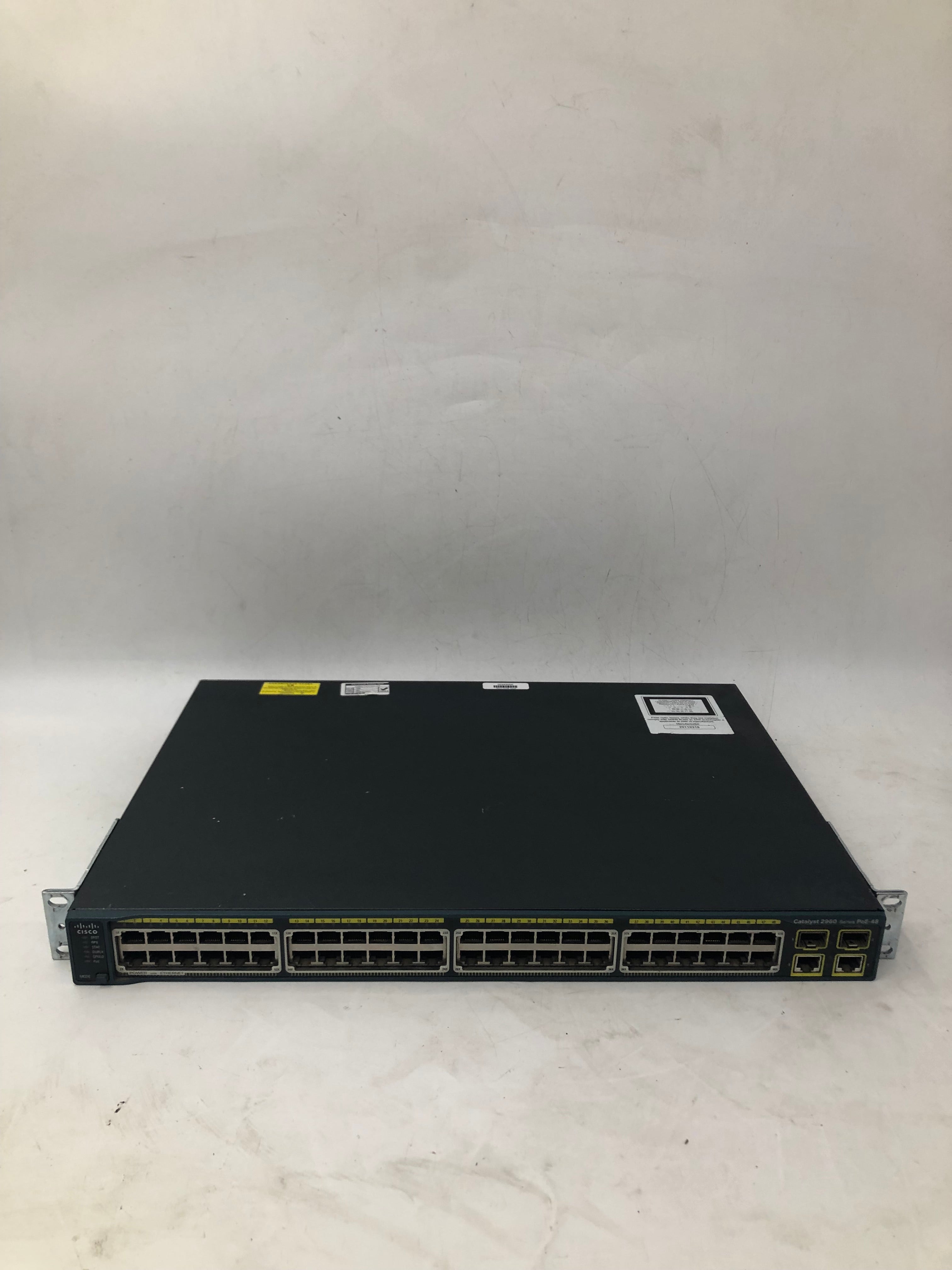 Cisco Catalyst WS-C3850-48P-L V05 48-Port PoE+ Gigabit Network Switch