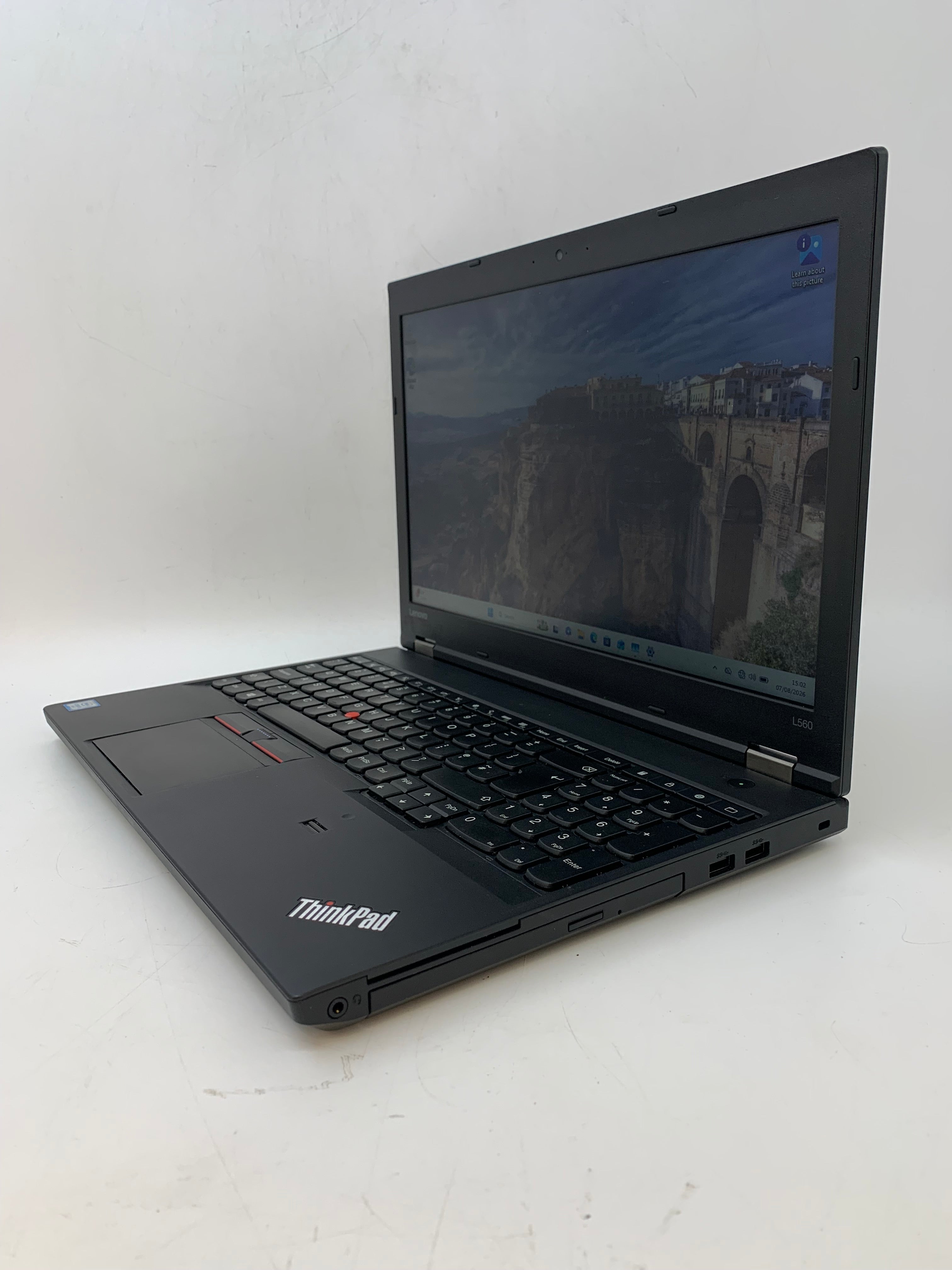 Lenovo ThinkPad L560 | 15.6" HD | i5 6th Gen | 4GB RAM | 250GB SSD | W11 Pro