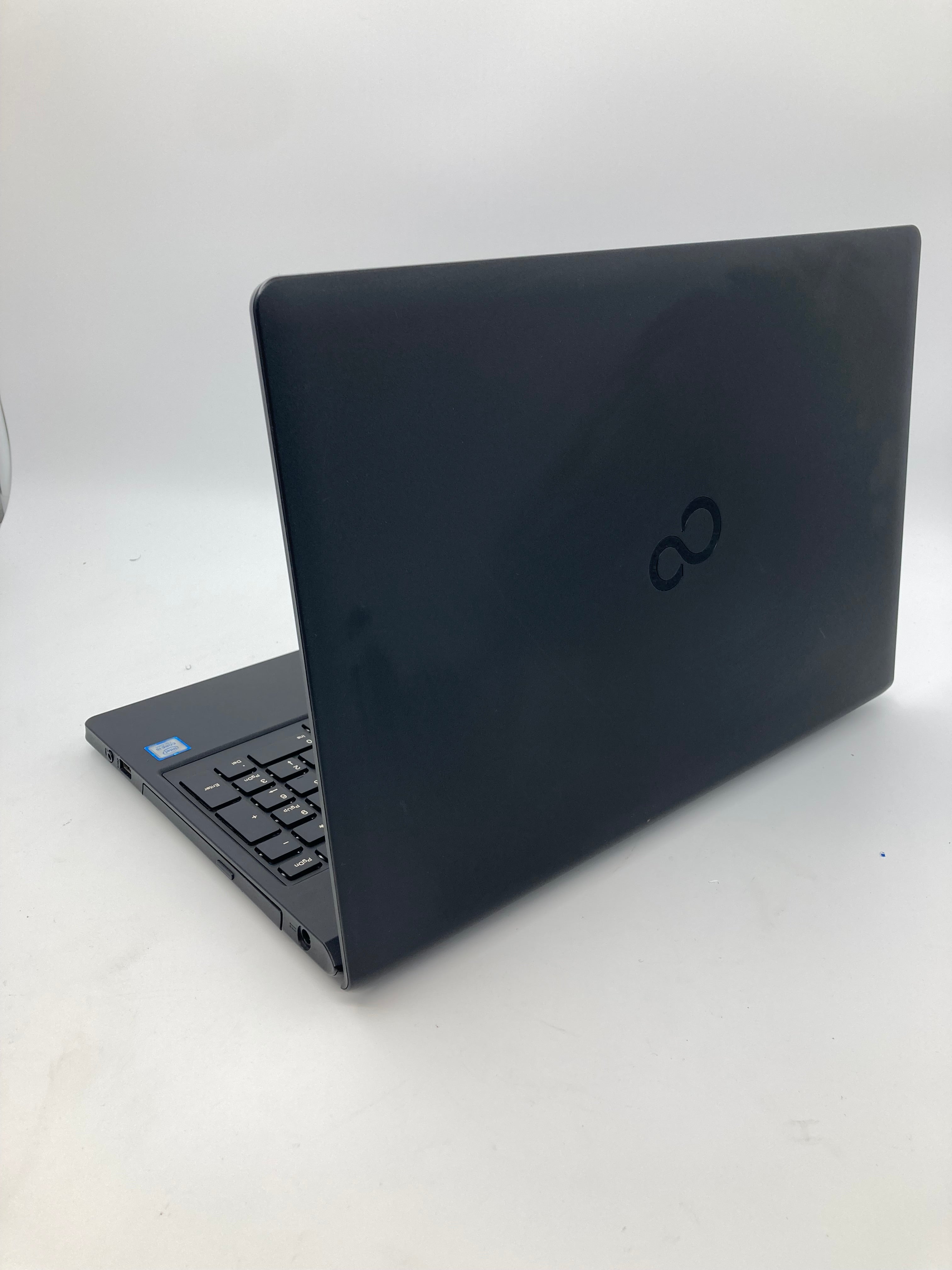 Fujitsu LifeBook A557 15.6" Screen i5 7200U No RAM No SSD No OS *Spares* #2