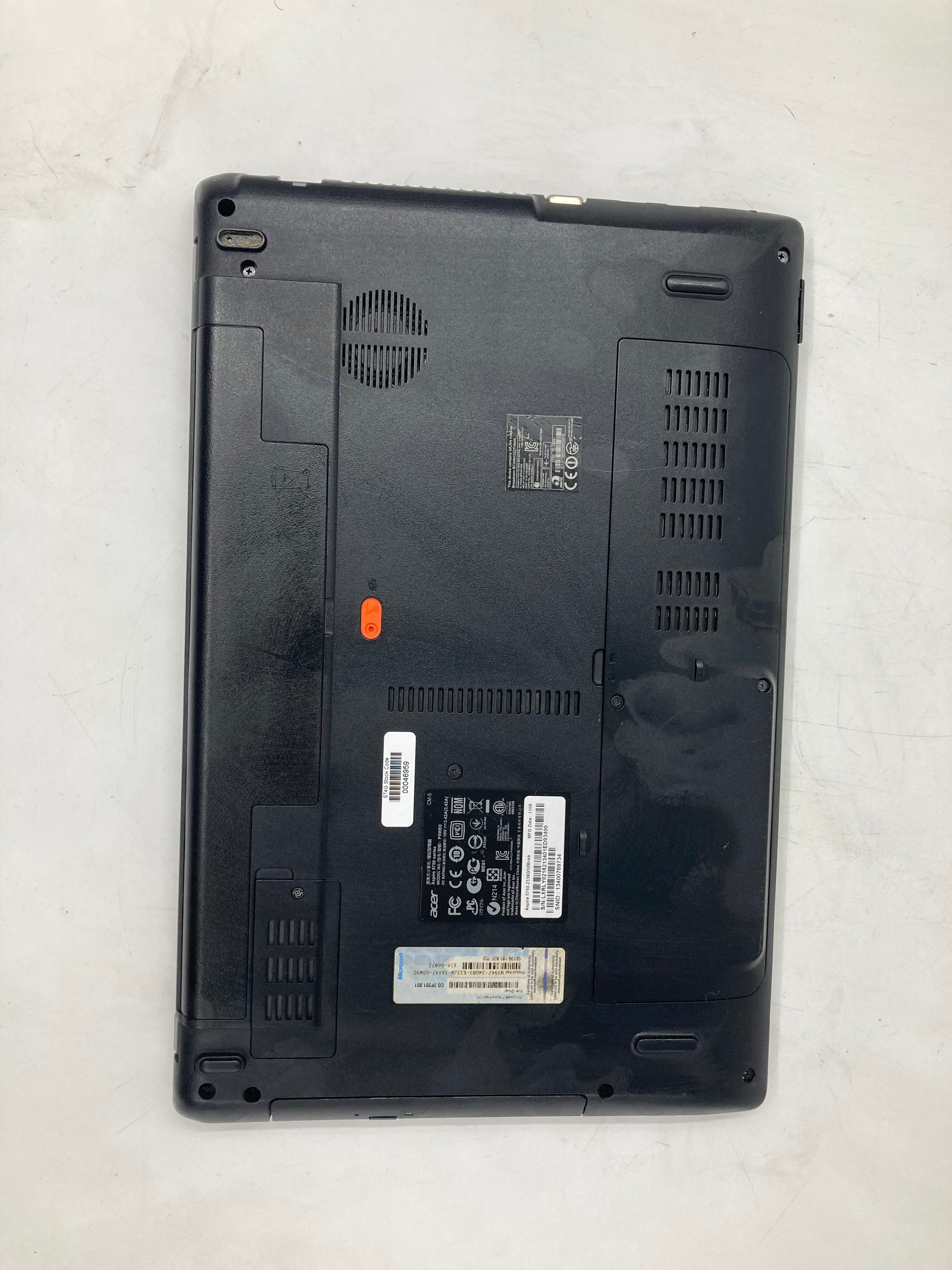 Acer Laptop P5WE0 15.6" Screen i3 2nd Gen No Ram No Storage No OS *Spares*