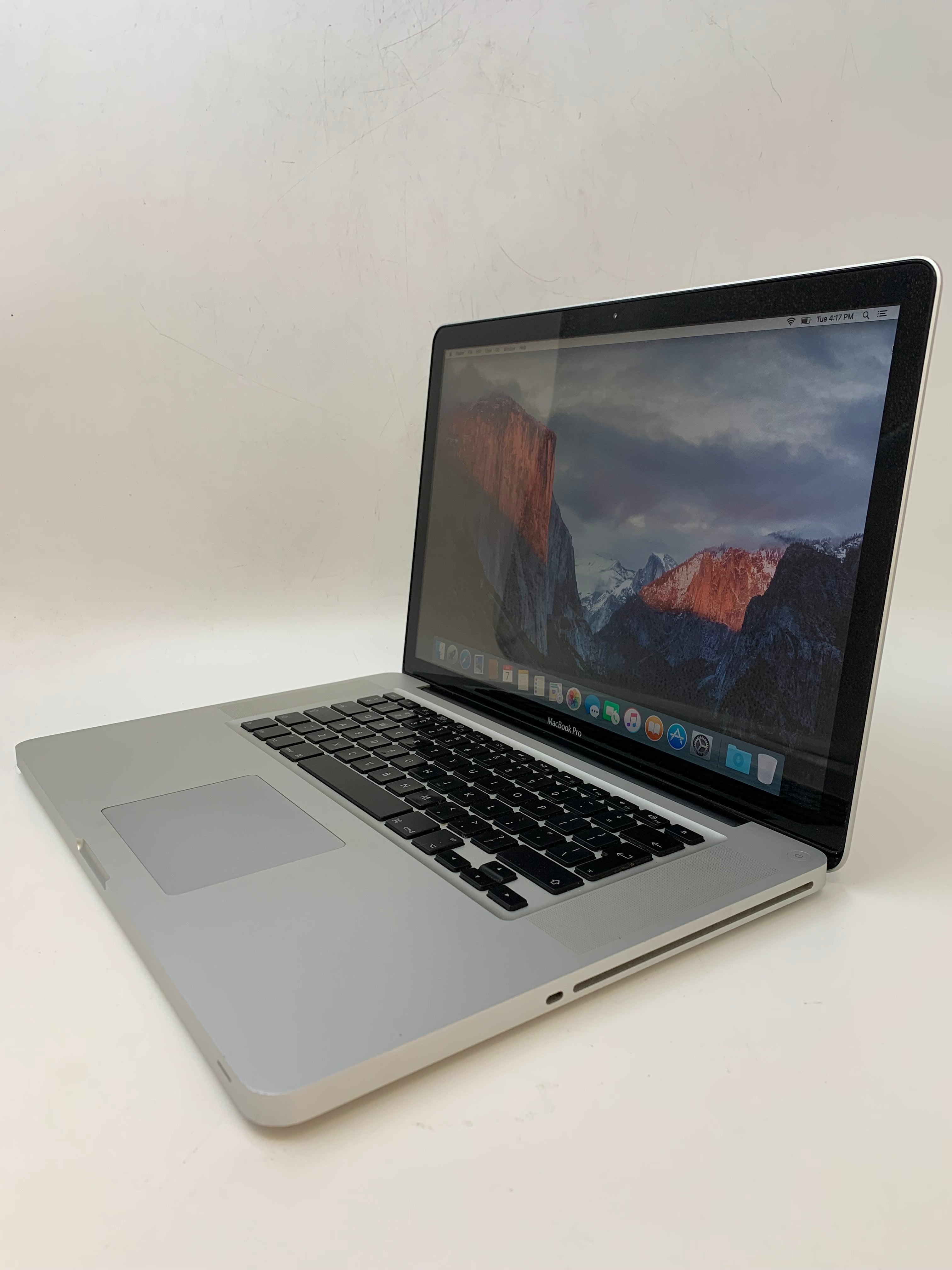 Apple MacBook Pro M2010 | 15.4" WXGA+ | Intel Core i5 | 8GB RAM | 256GB SSD | macOS