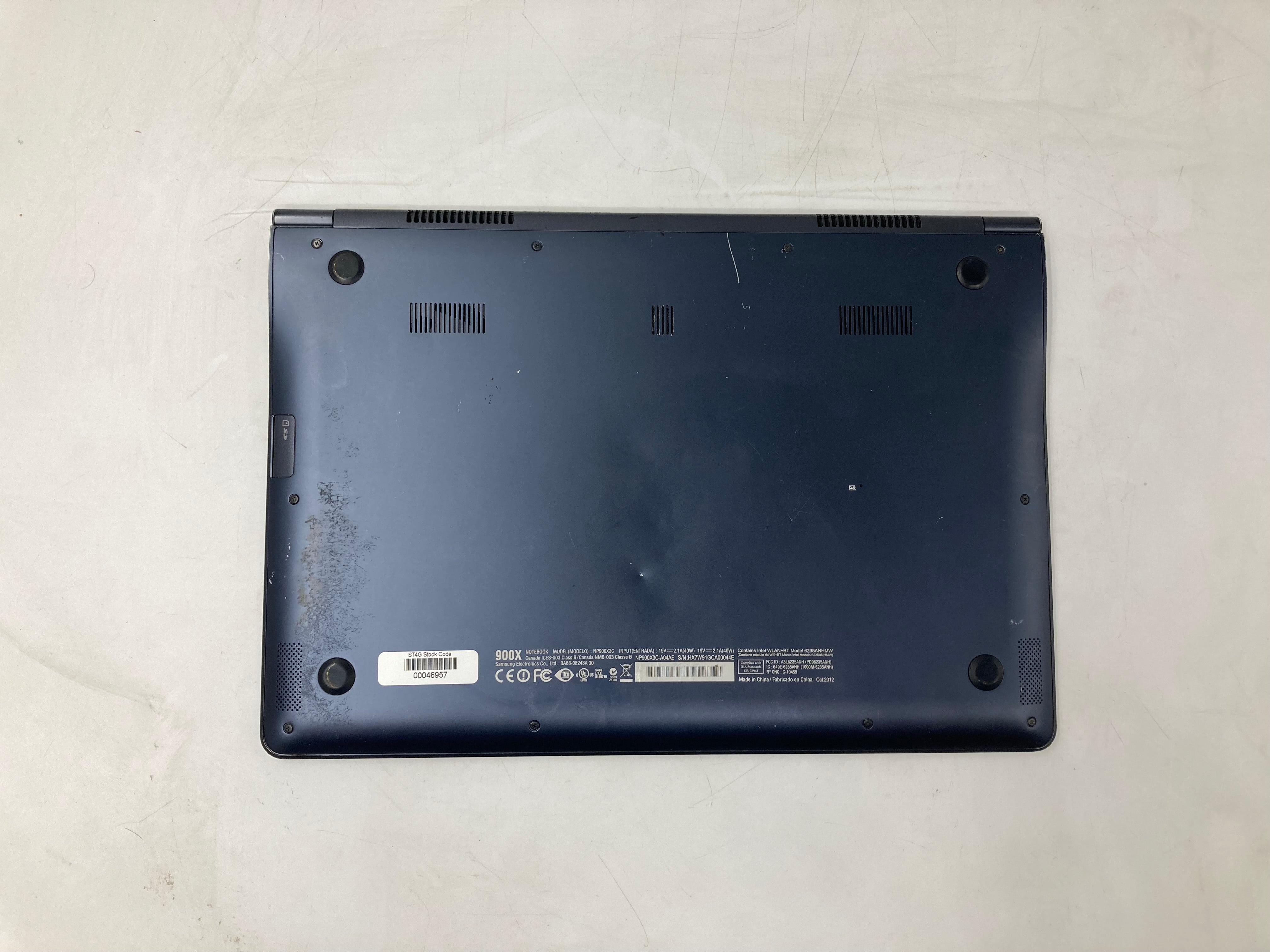 Samsung Laptop NP900X3C 13.3" Screen i7 3rd Gen 4GB Ram No Storage No OS