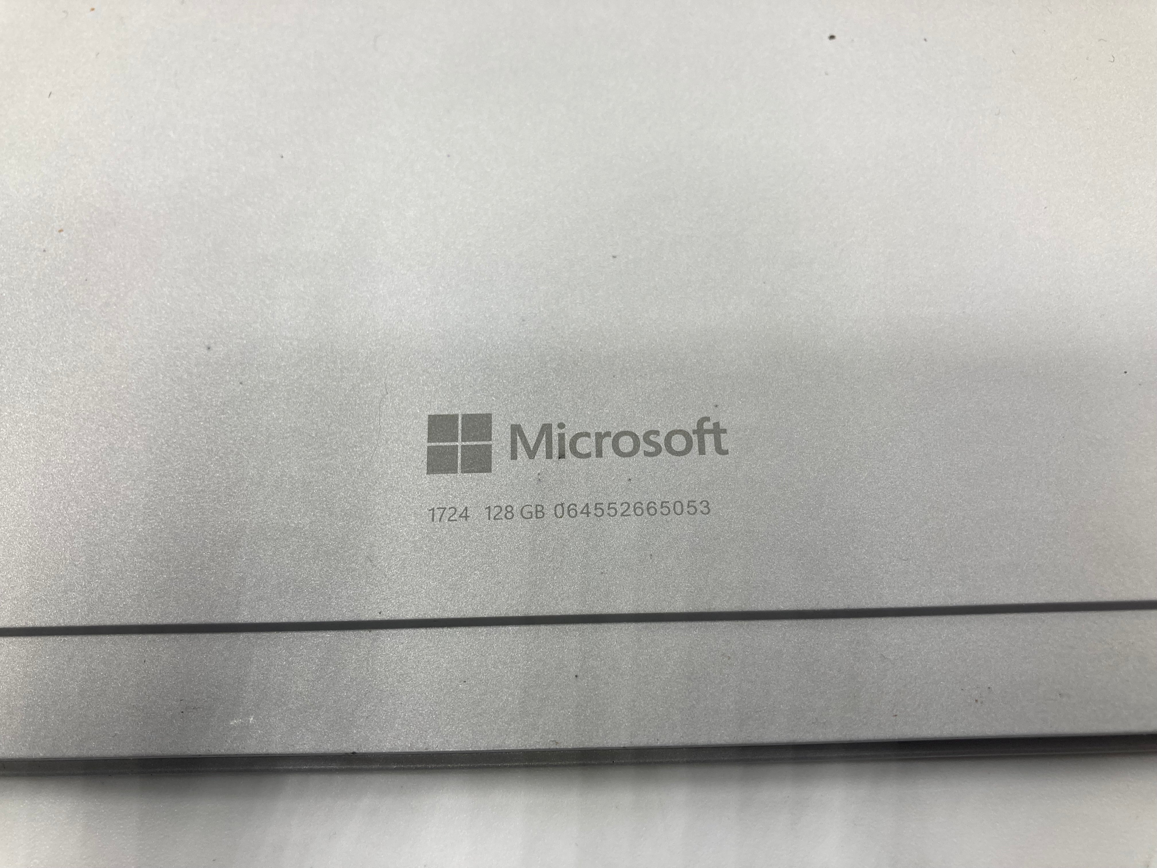 Microsoft Surface Pro 4 i5 6th Gen 4GB RAM 120GB SSD W11