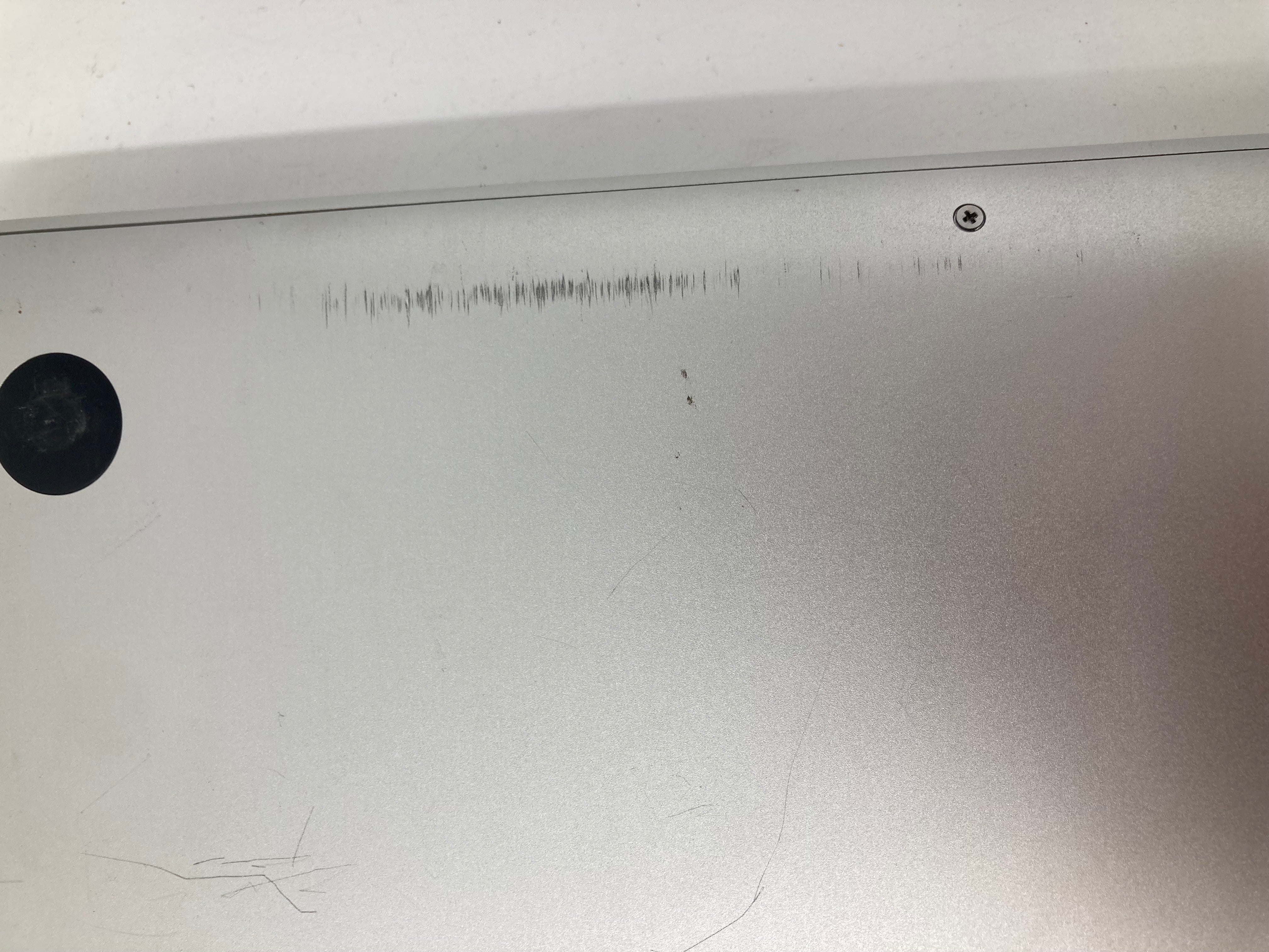 Apple MacBook Pro 2009 17" Screen Core 2 Duo 4GB RAM No SSD No OS *Spares*