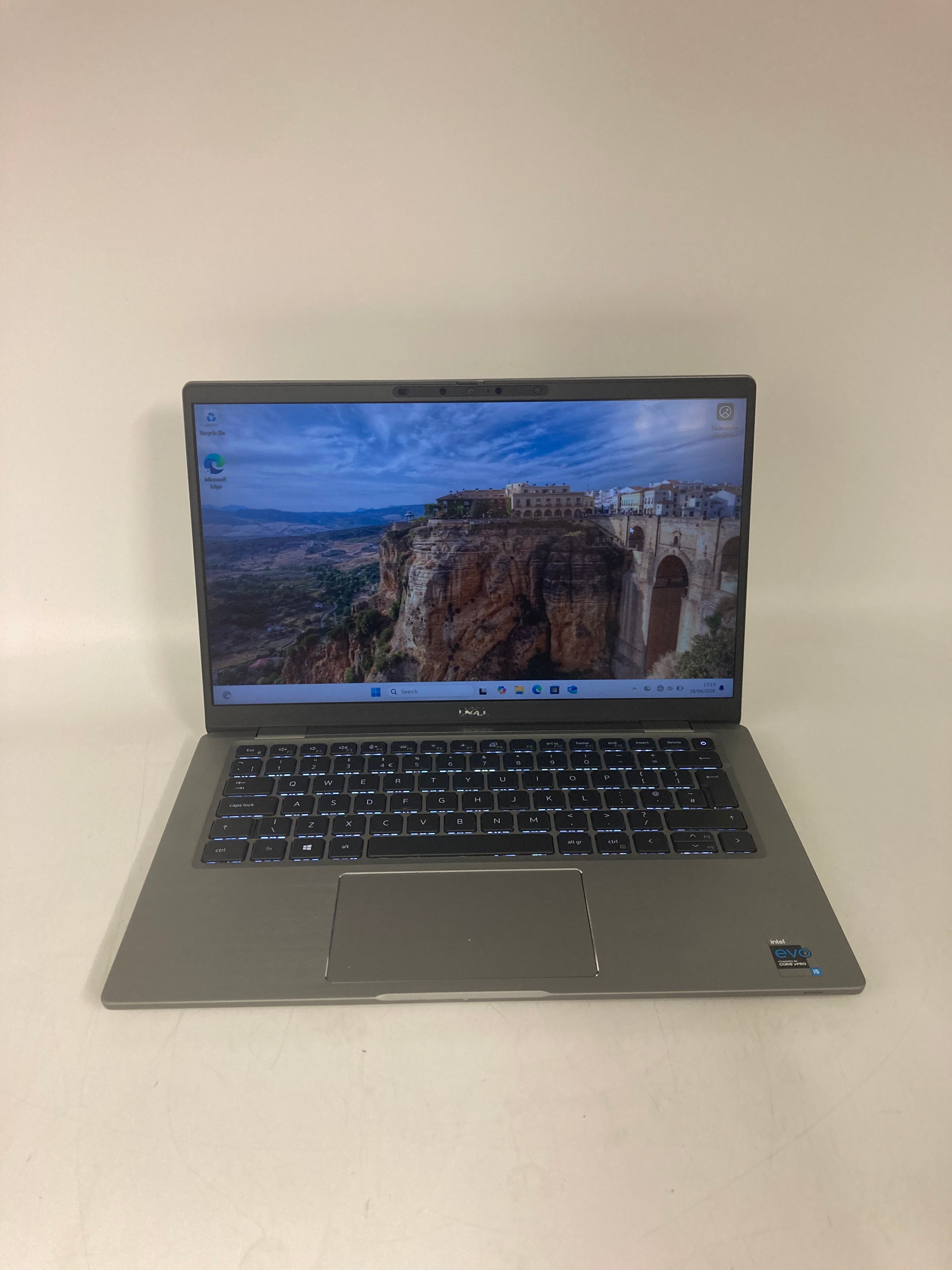 Dell Latitude 7420 | 14" FHD | i5 11th Gen | 16GB RAM | 512GB SSD | Windows 11 | Grade A