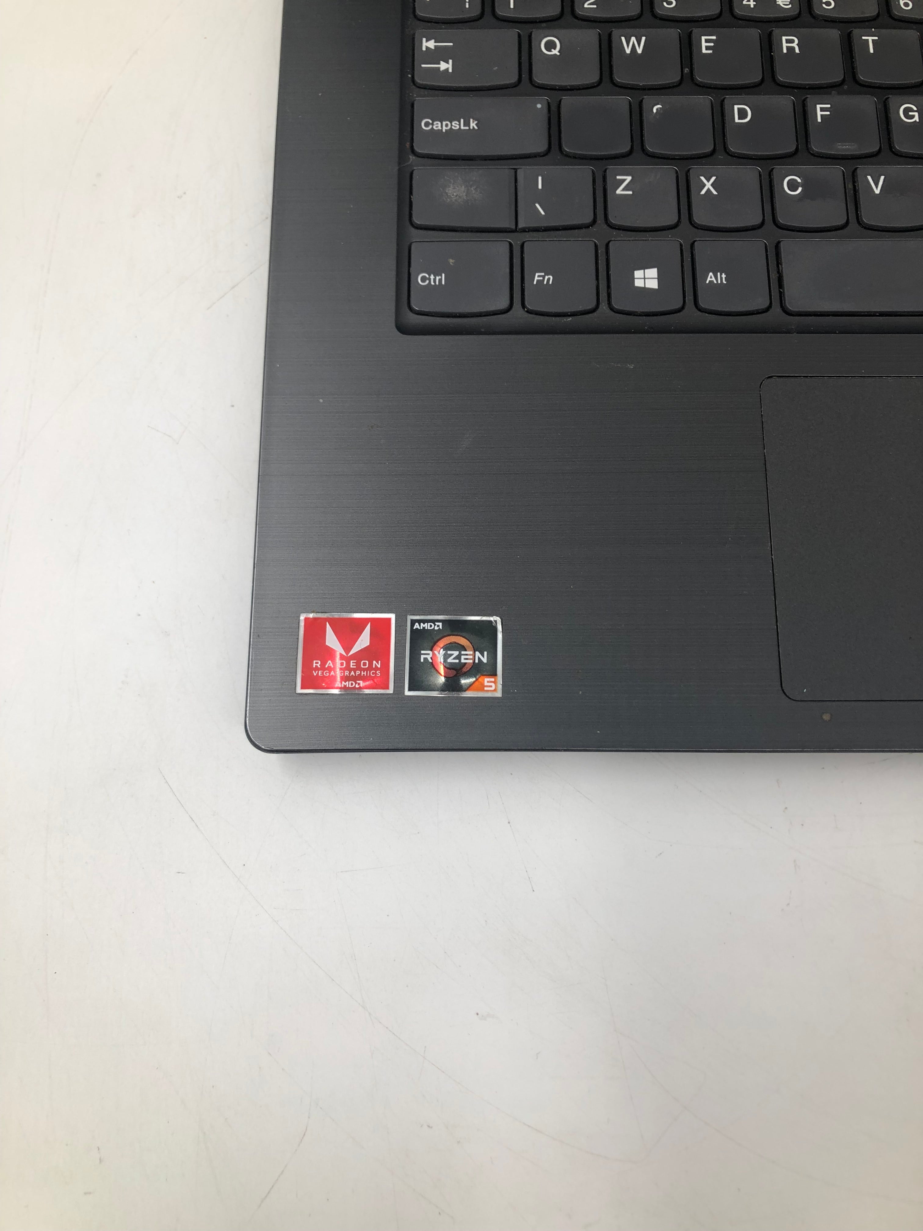 Lenovo V330-14ARR 13"Screen AMD Ryzen 5 2500U 8GB RAM No SSD -Spares-