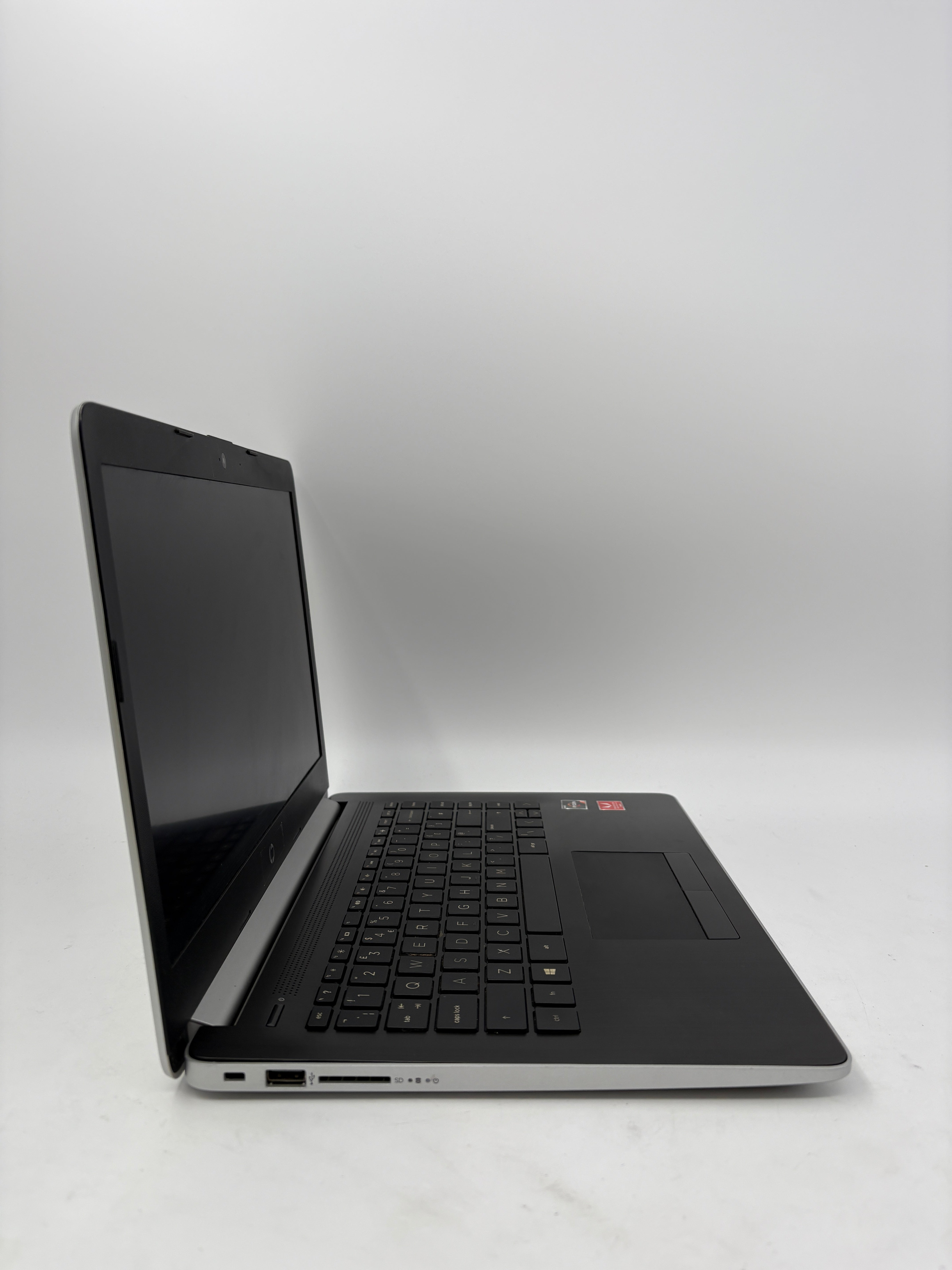 HP Laptop 14-CM0011NA 14" Screen Ryzen 5 2500U 8GB RAM NO SSD NO OS