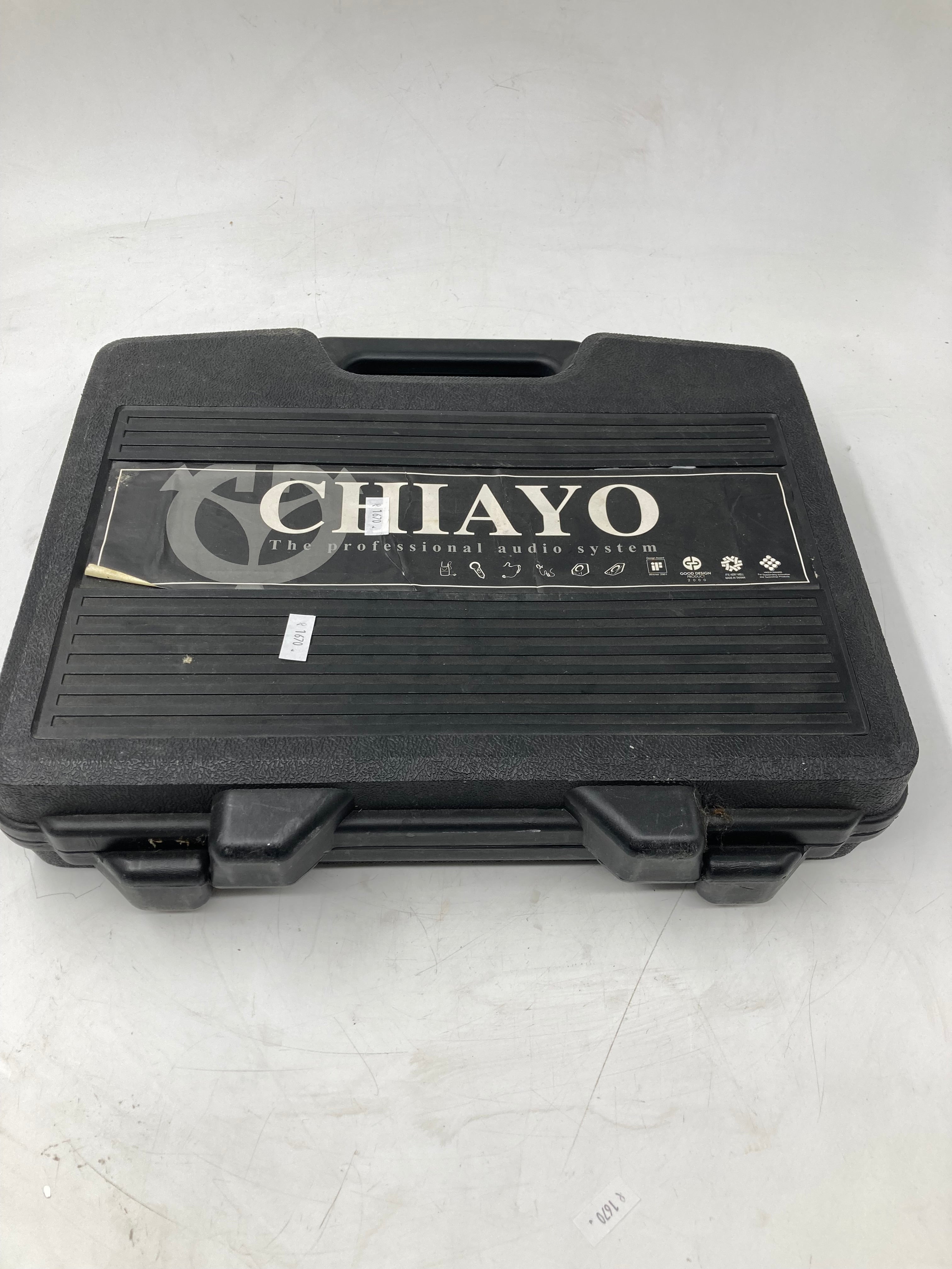 Chiayo Challenger 1000 (u10h0dd) PA System 2 Speakers 2 Beltpack Microphones