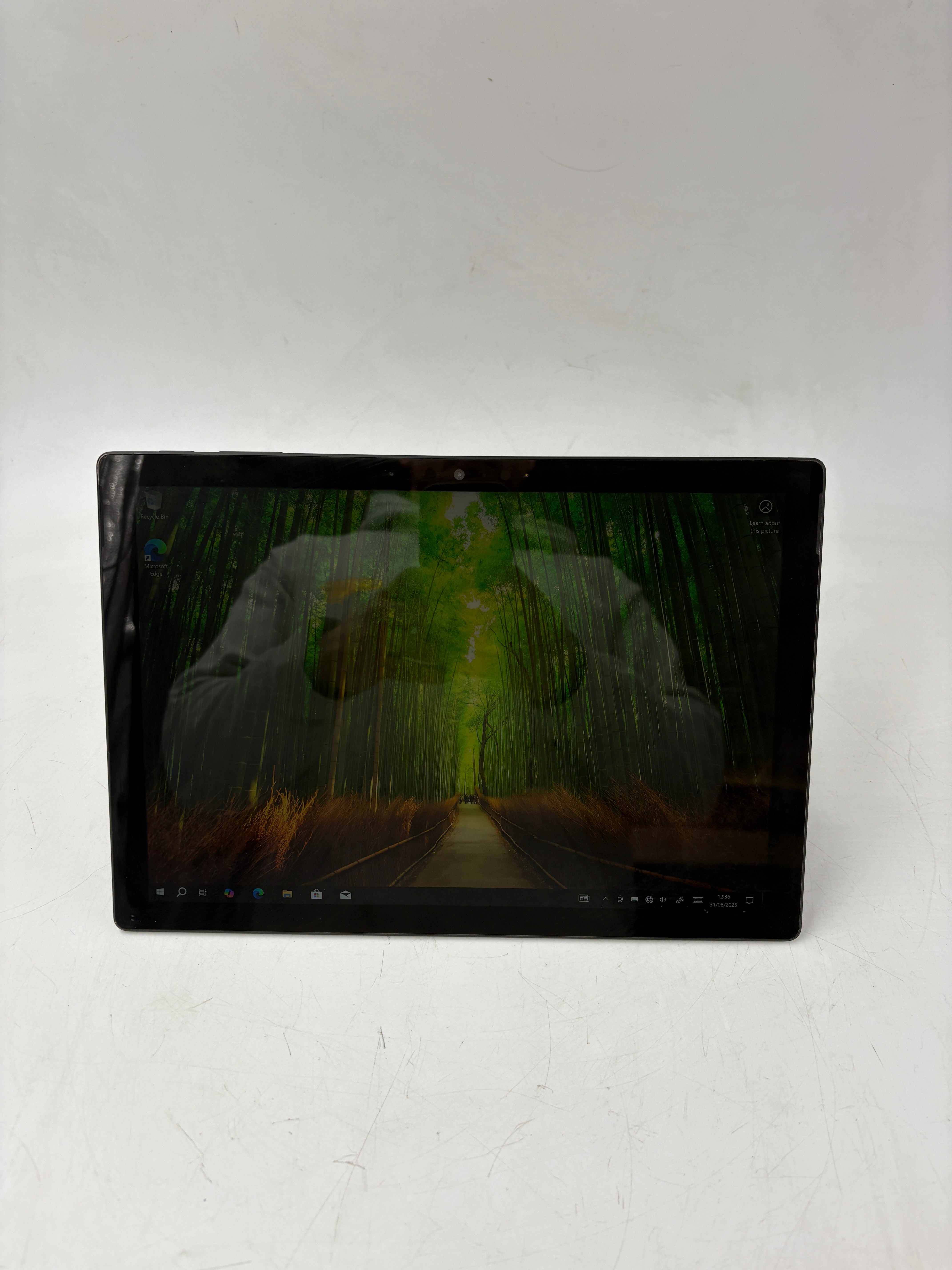 Microsoft Surface Pro 7 12.3" TouchScreen i7 10th Gen 16GB RAM 256GB SSD W10