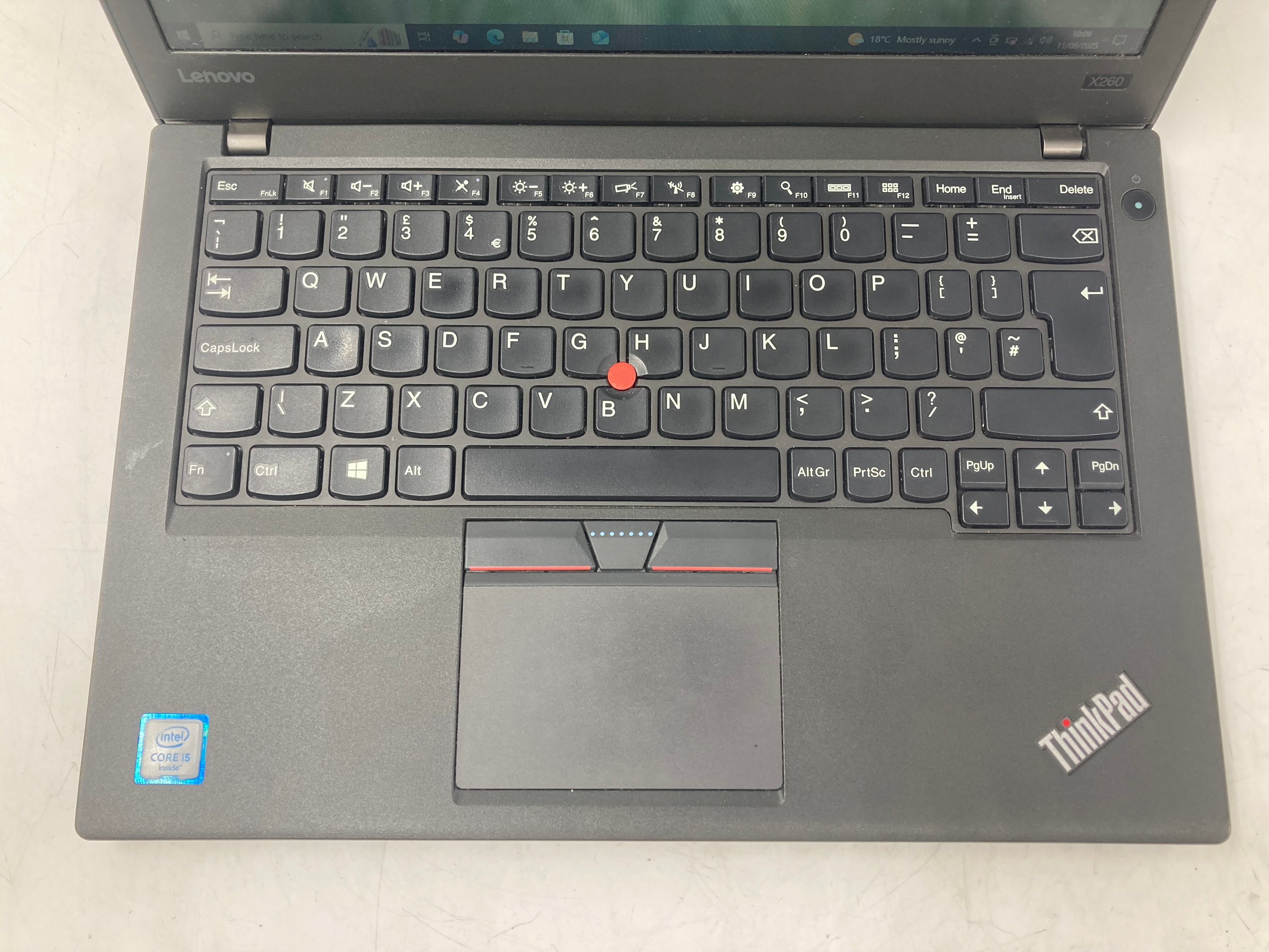 Lenovo ThinkPad X260 12.5" Screen i5 6th Gen 8GB RAM 128GB Win 10