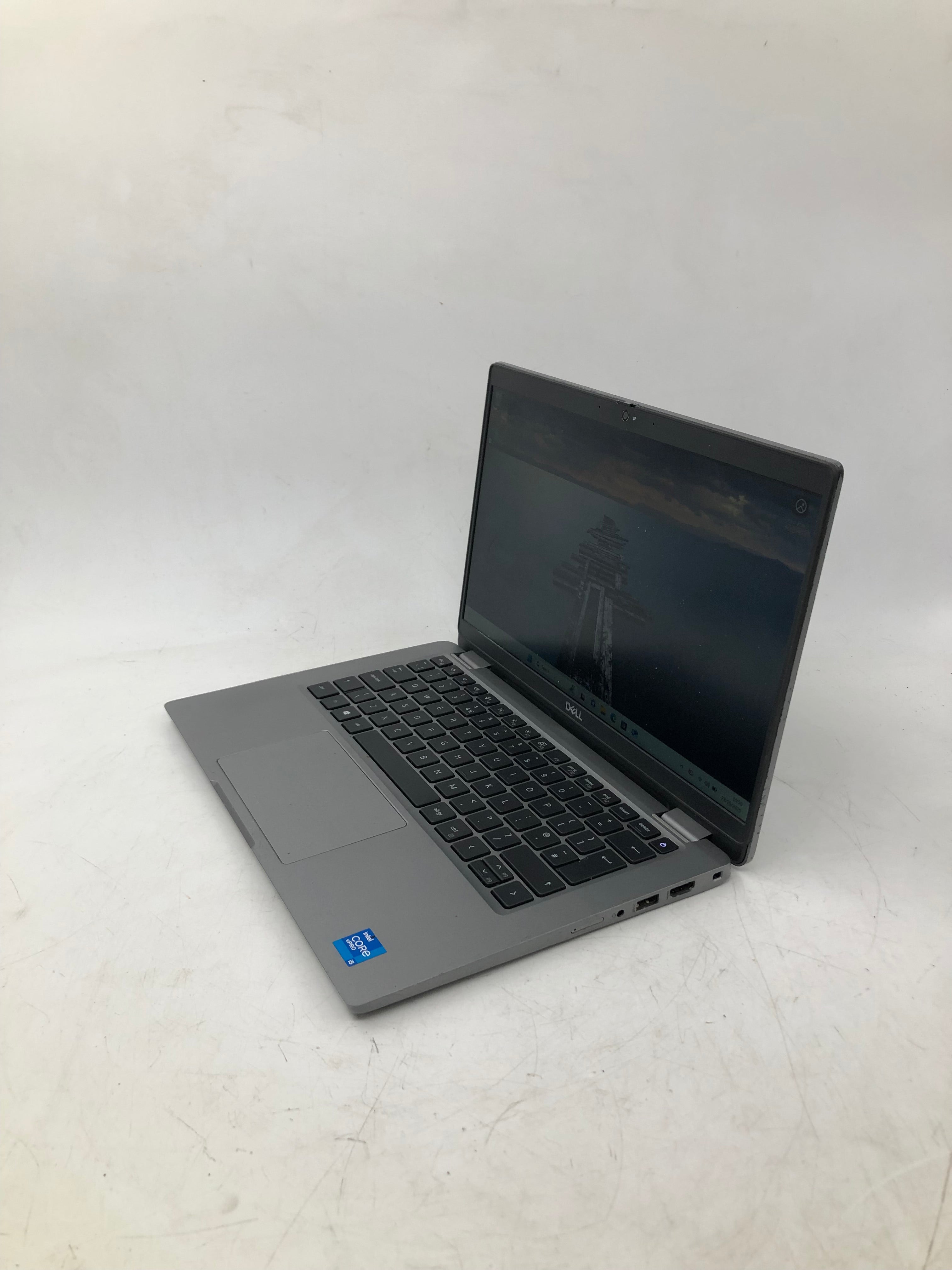 Dell Latitude 5320 13" Screen i5 11th Gen 8GB RAM 256GB SSD W11