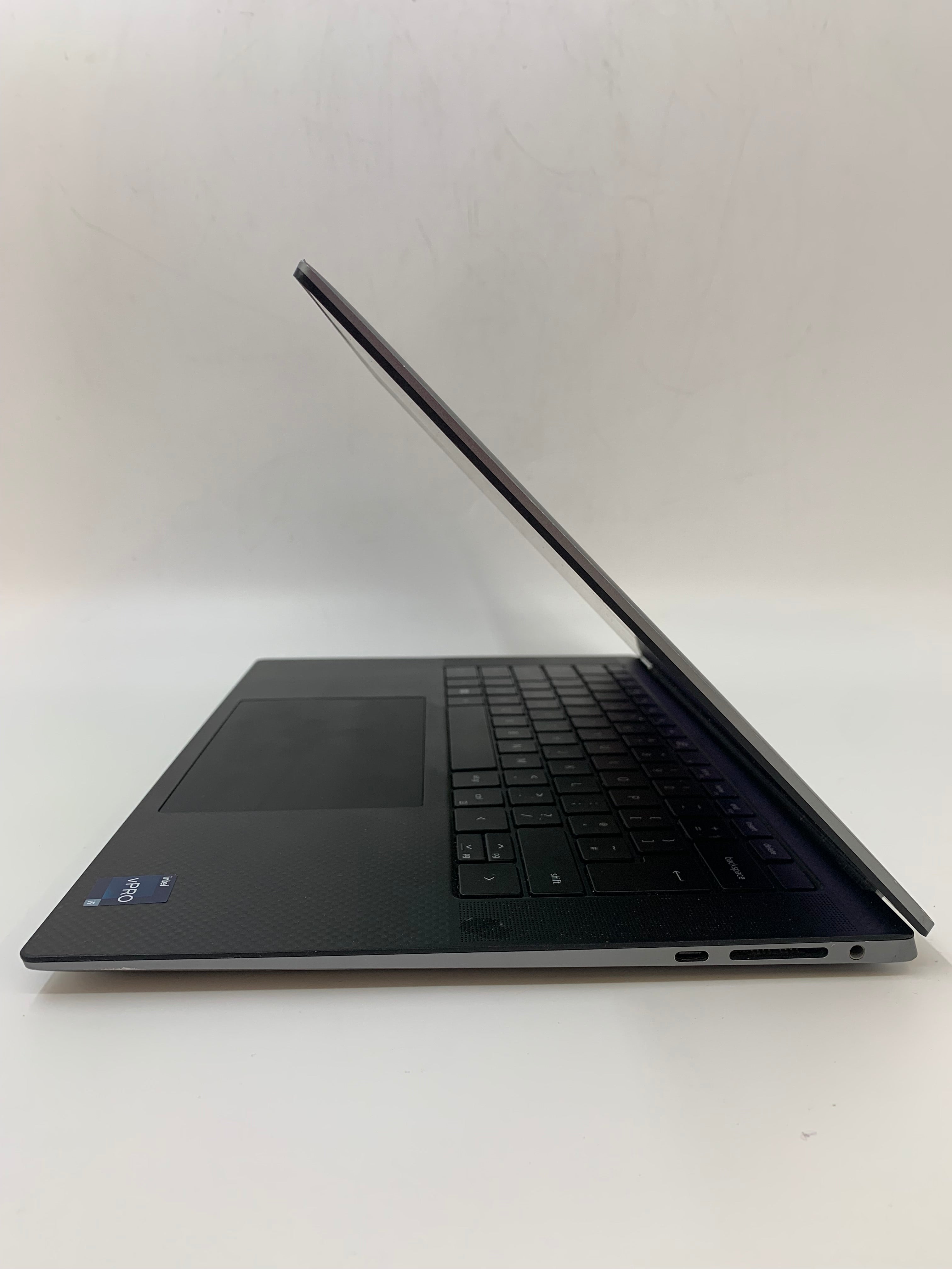Dell Precision 5570 | 15.6" UHD+ TouchScreen | i9 12th Gen | 32GB RAM | 1TB SSD | RTX A2000 | W11 Pro