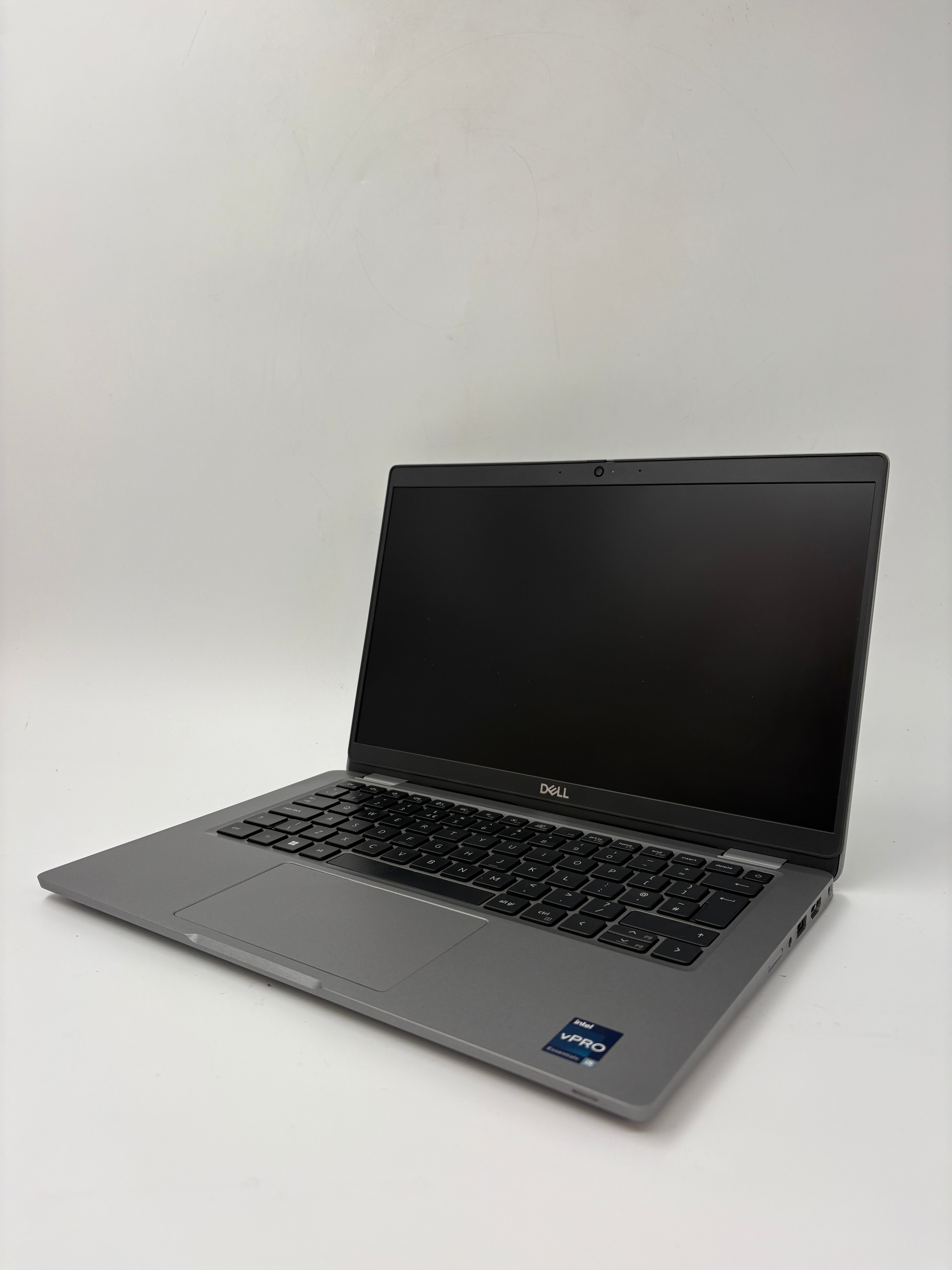 Dell Laptop Latitude 5330 13.3" Screen i5 12th Gen 8GB RAM No SSD No OS Spares