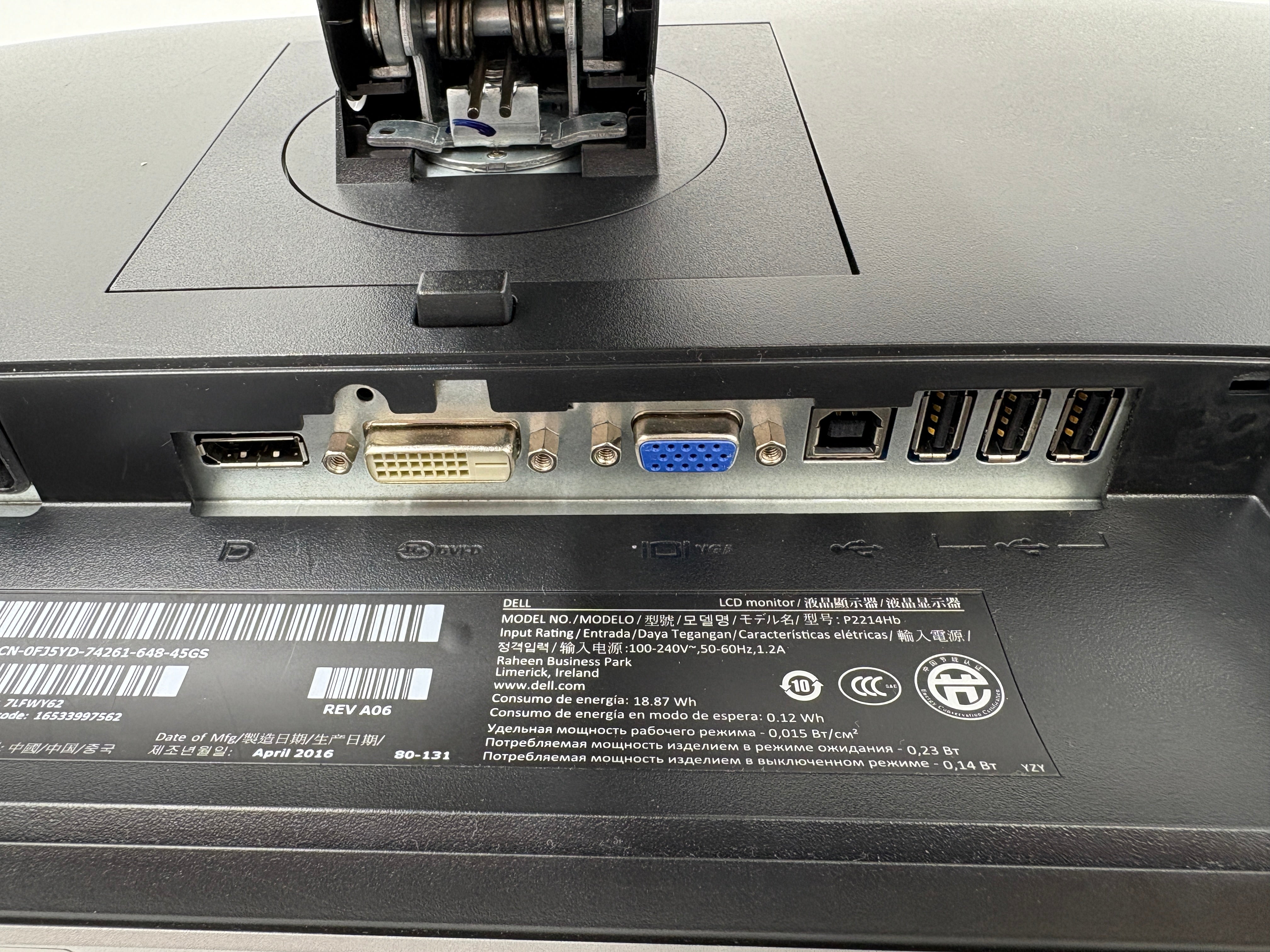 Batch of 10 Dell Monitor 22" P2214HB Grade A VGA/DVI/Display Port with Stands