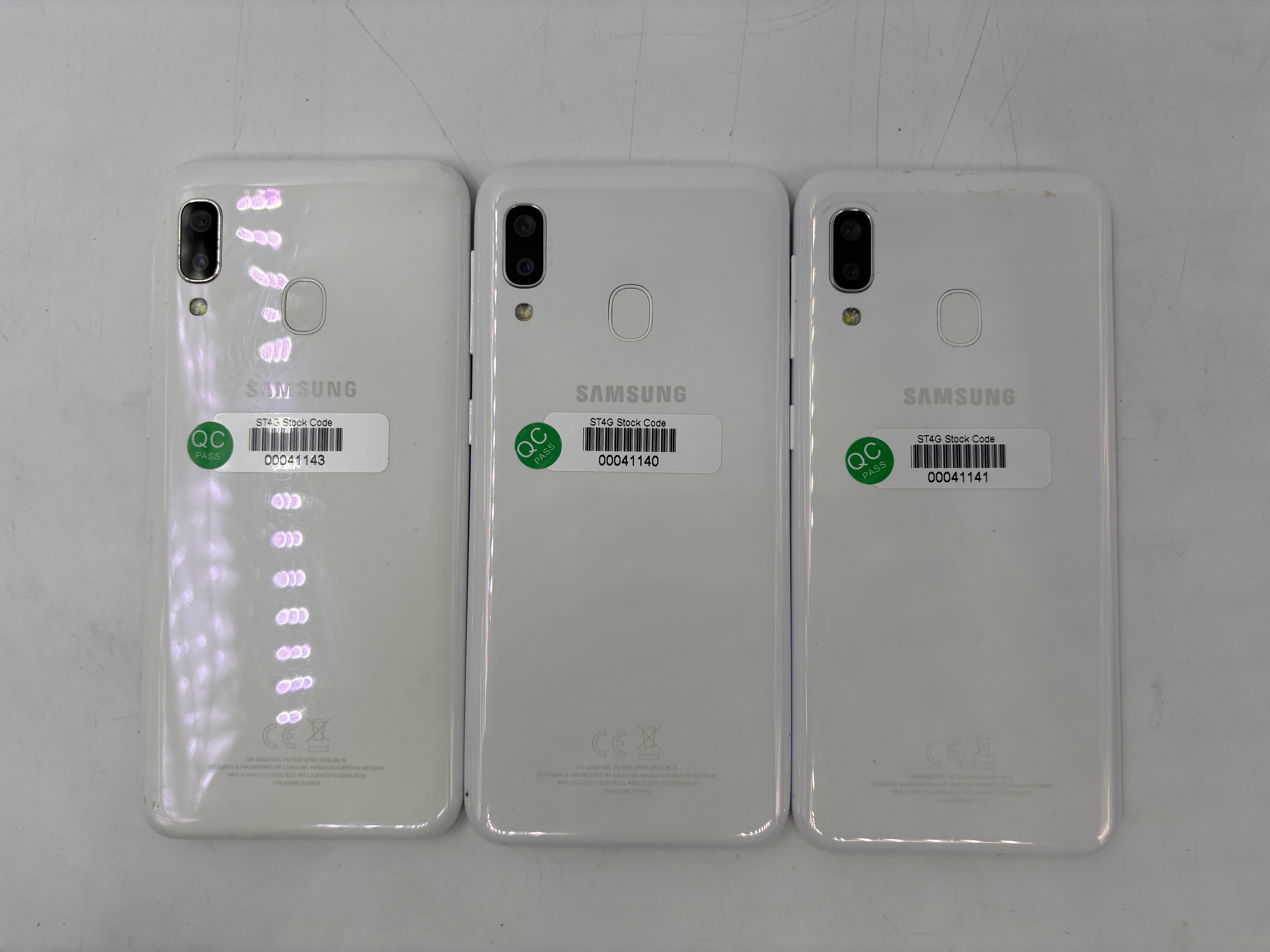 Batch of 3 Samsung Galaxy A20e 32GB (SM-A202F/DS) Unlocked