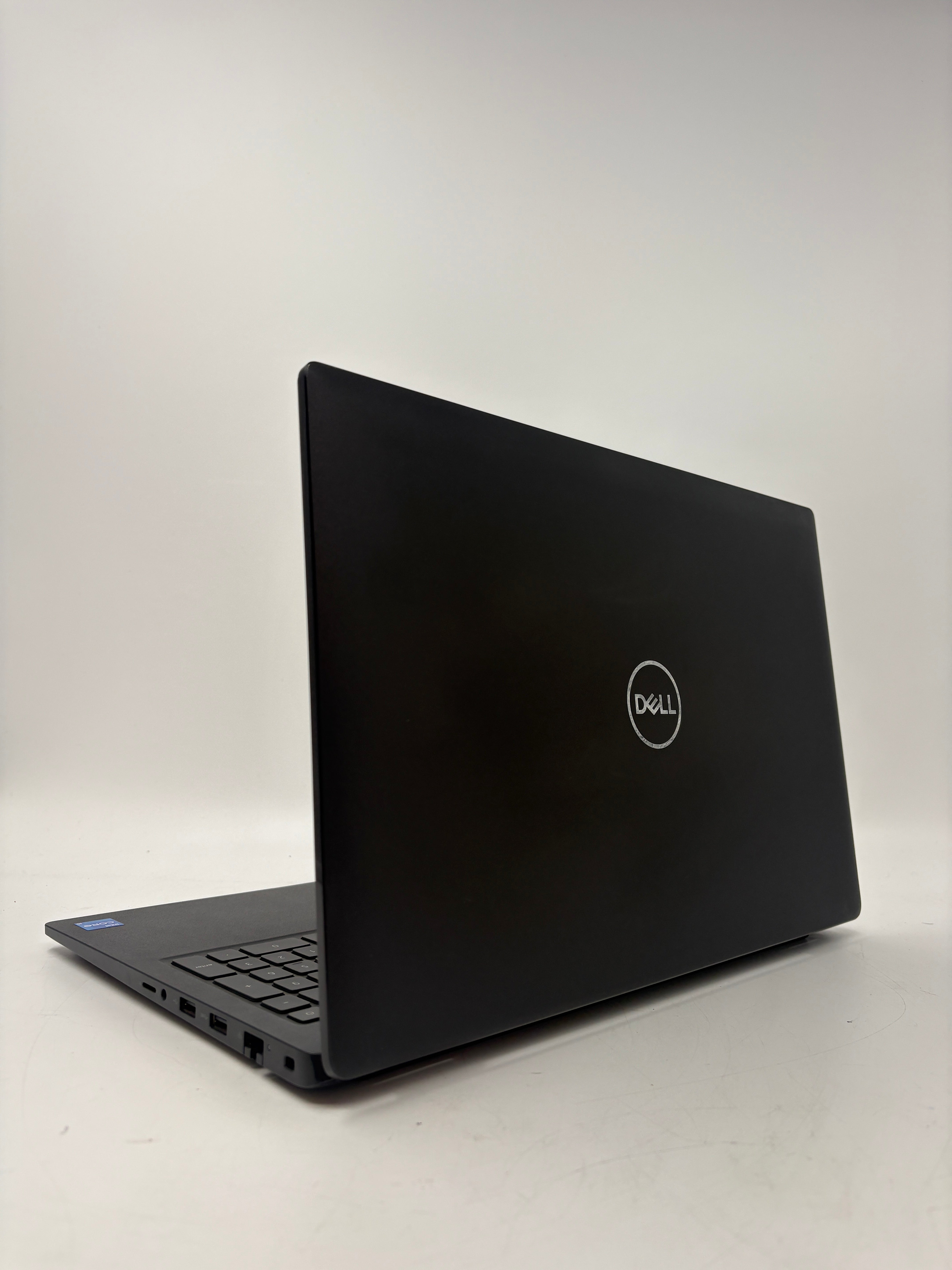 Dell Latitude 3520 | 15" Screen | i5 11th Gen | 8GB RAM | 256GB SSD | W11 Pro