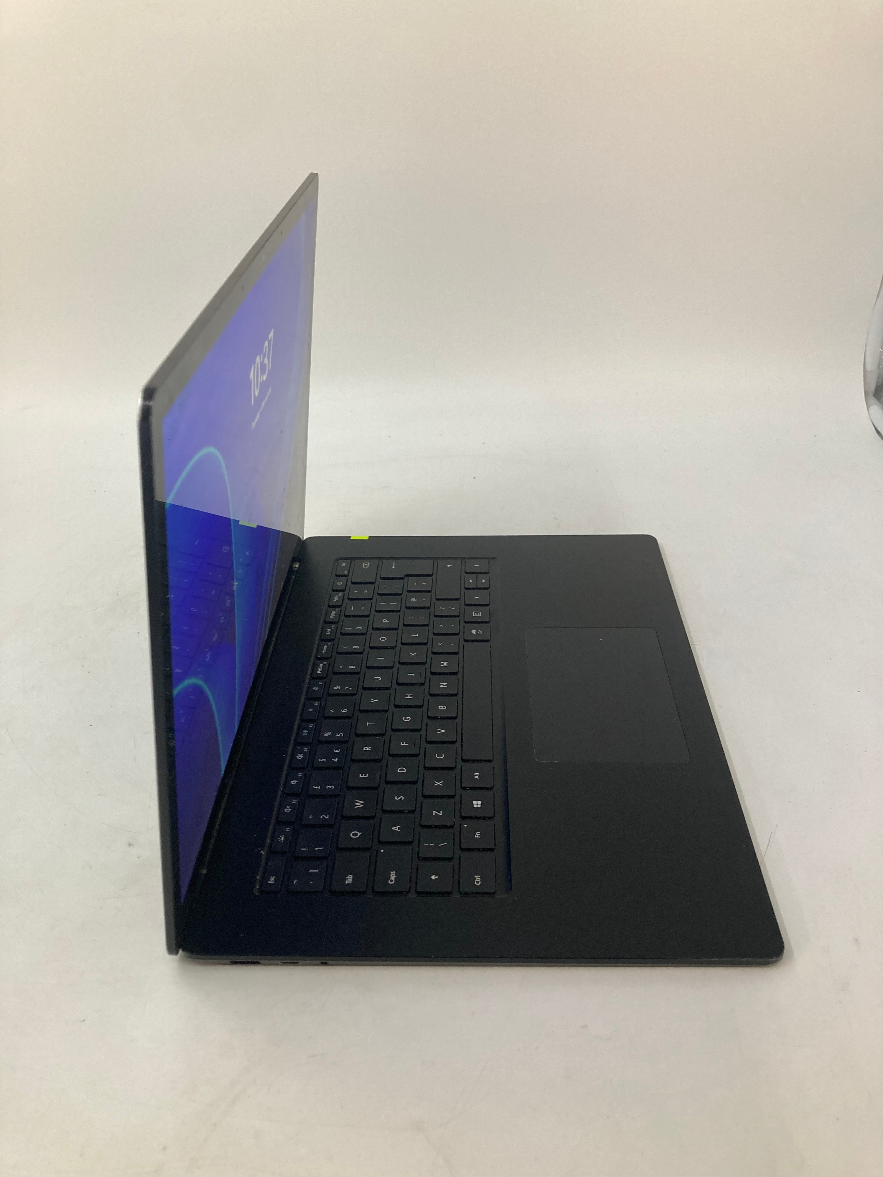 Microsoft Surface Laptop 3 15" Screen i5 10th Gen 8GB RAM 256GB SSD W11 *Spares*