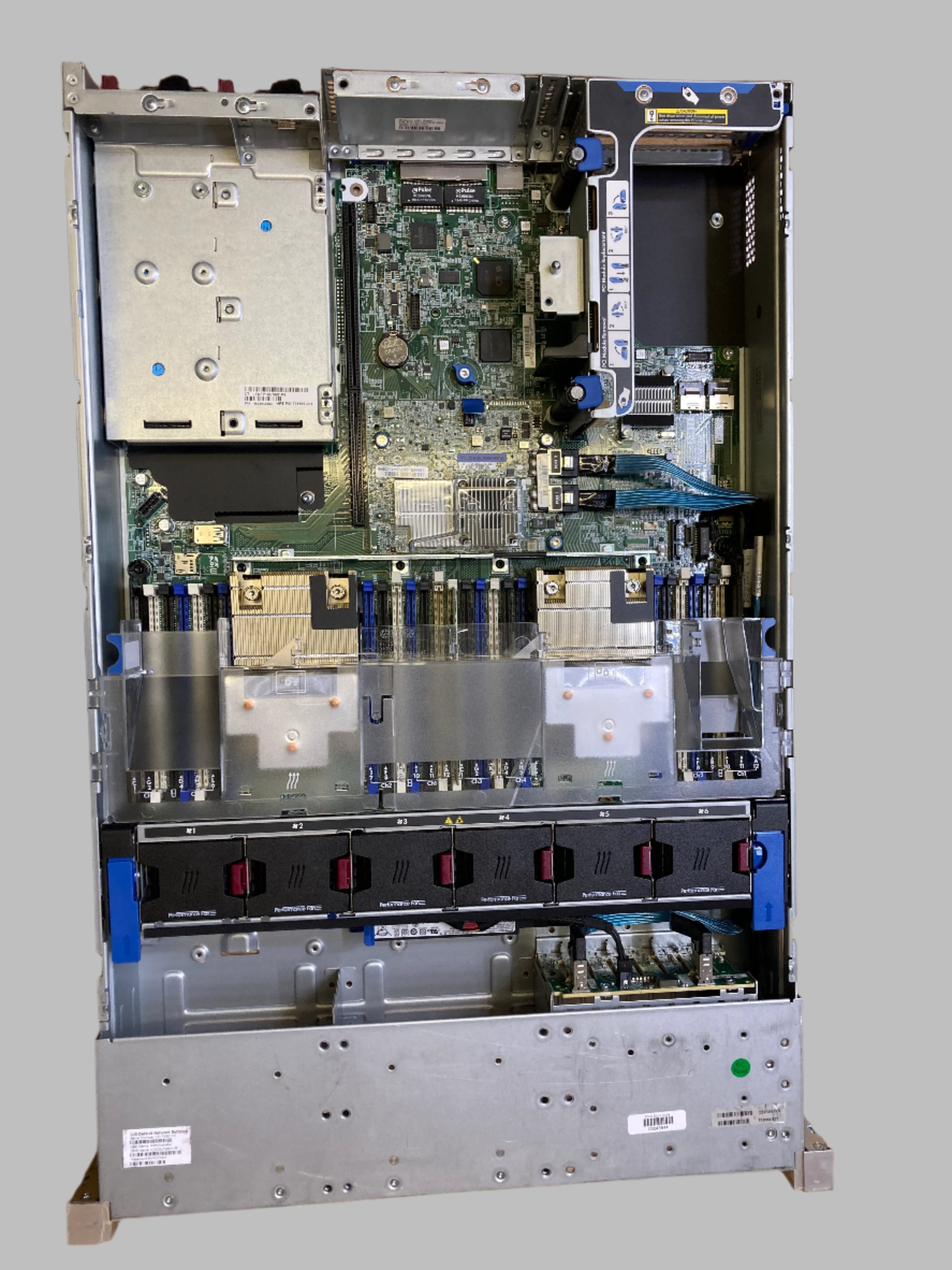 HPE Server ProLiant DL380 G9 2x Xeon E5-2667 V4 4GB RAM 8x 2.5" Bay No HDD