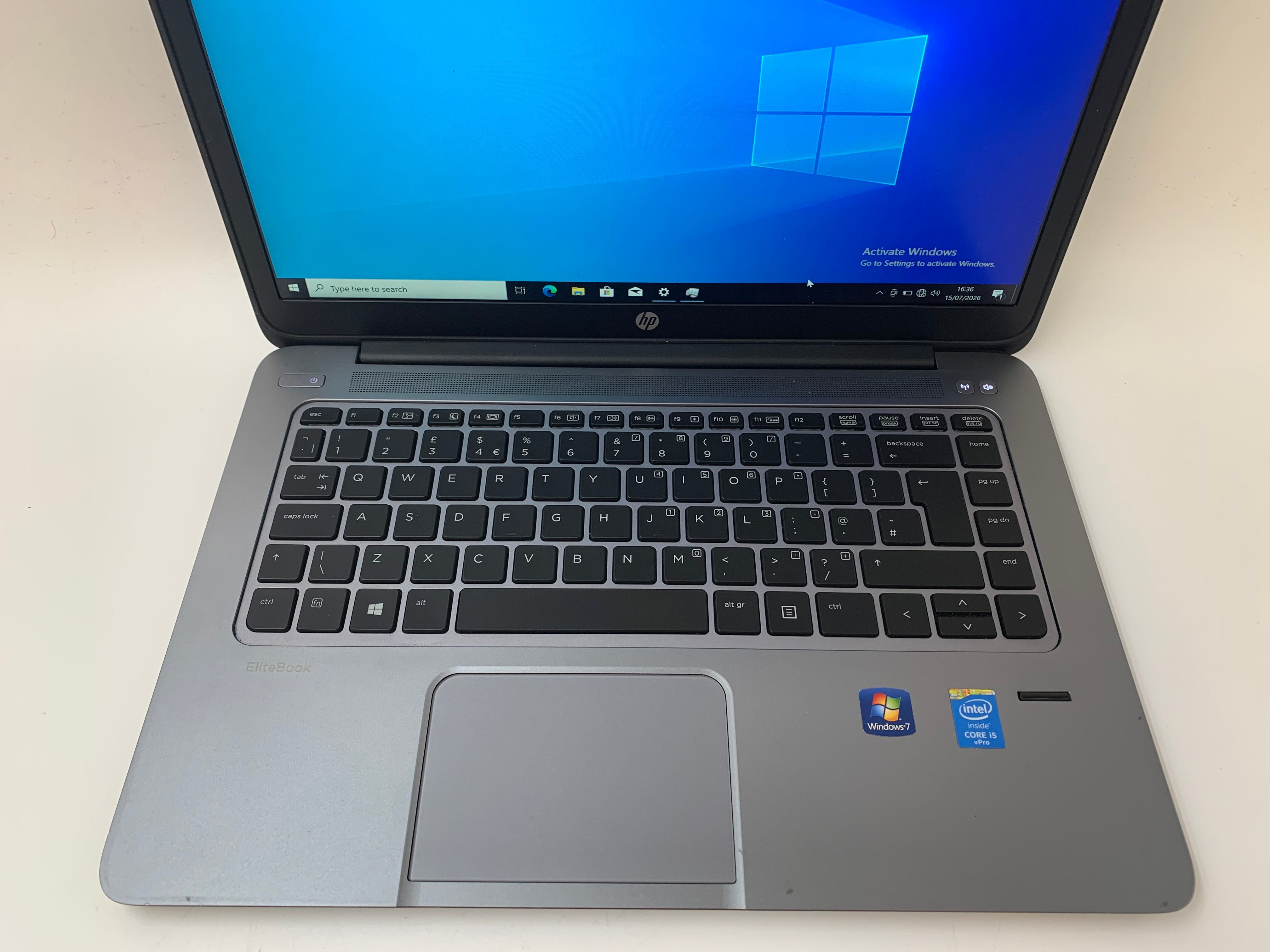 HP EliteBook Folio 1040 G2 | 14" FHD | i5 5th Gen | 4GB RAM | 128GB SSD | W10 Pro