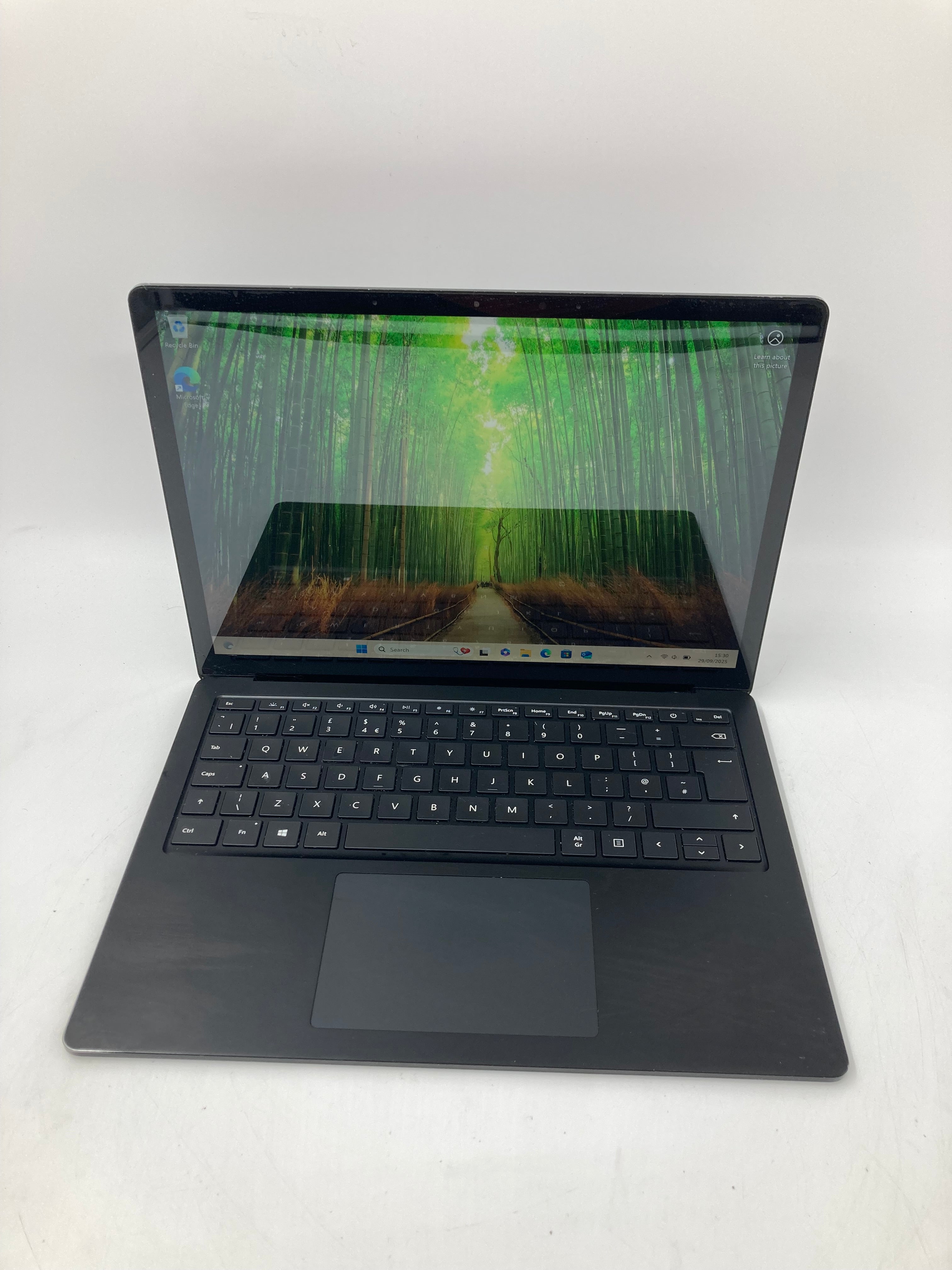 Microsoft Surface Laptop 3 13" i5 10th Gen 8GB RAM 256GB SSD W11