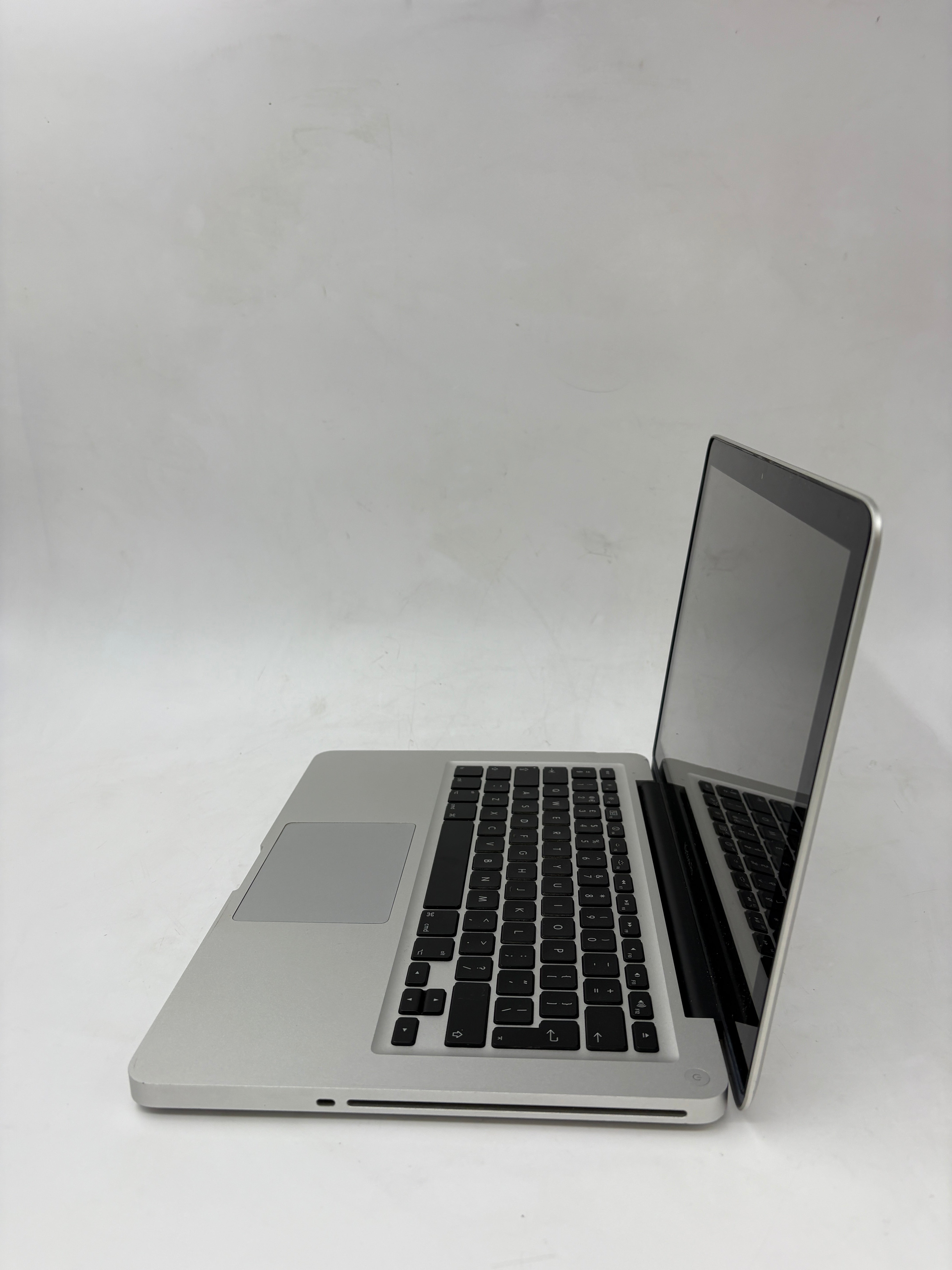 Apple Laptop MacBook Pro 2010 13" Core 2 Duo 4GB RAM 128GB SSD