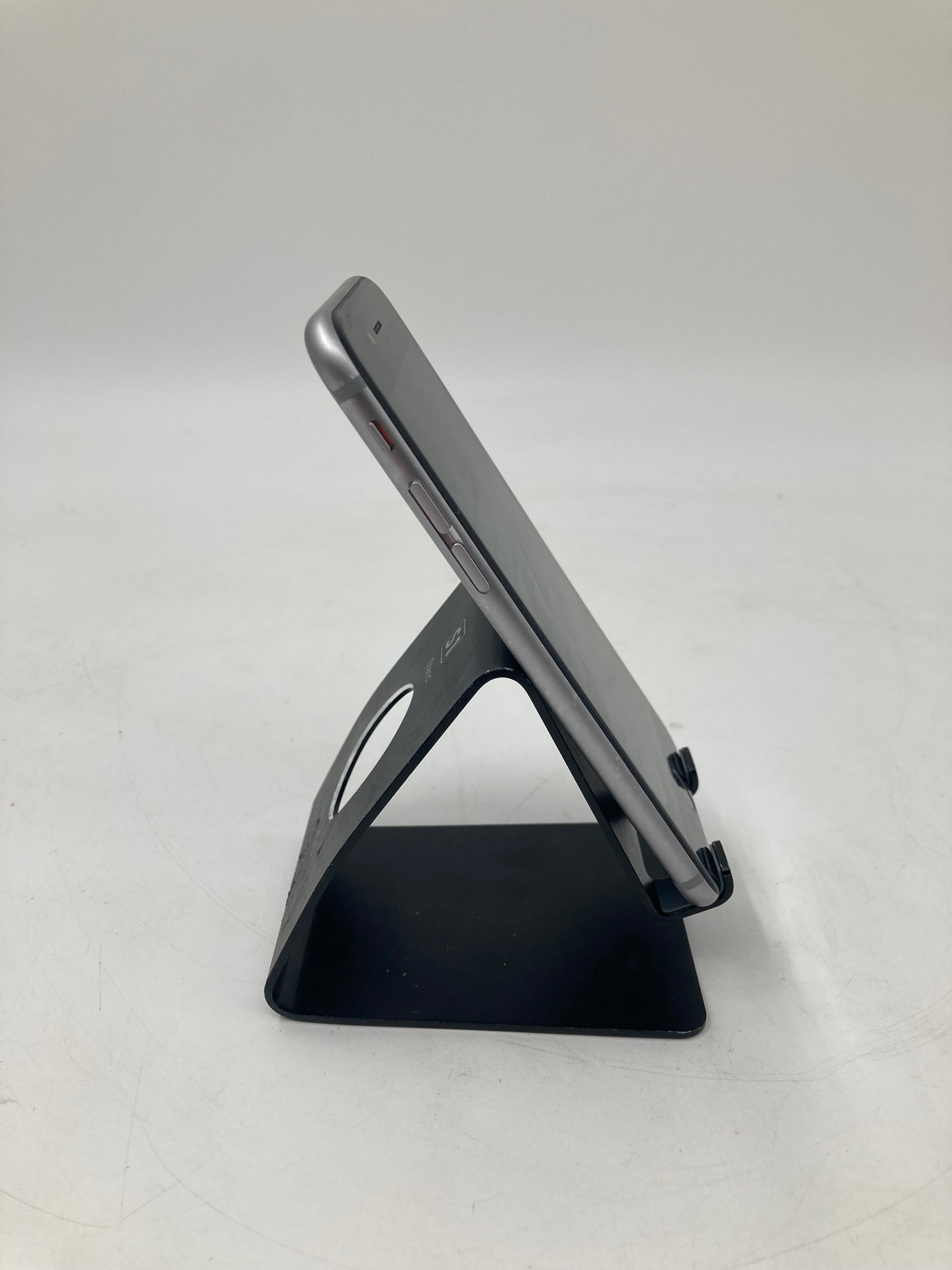 Apple iPhone 6s 5" Screen 2015 16GB Storage Silver