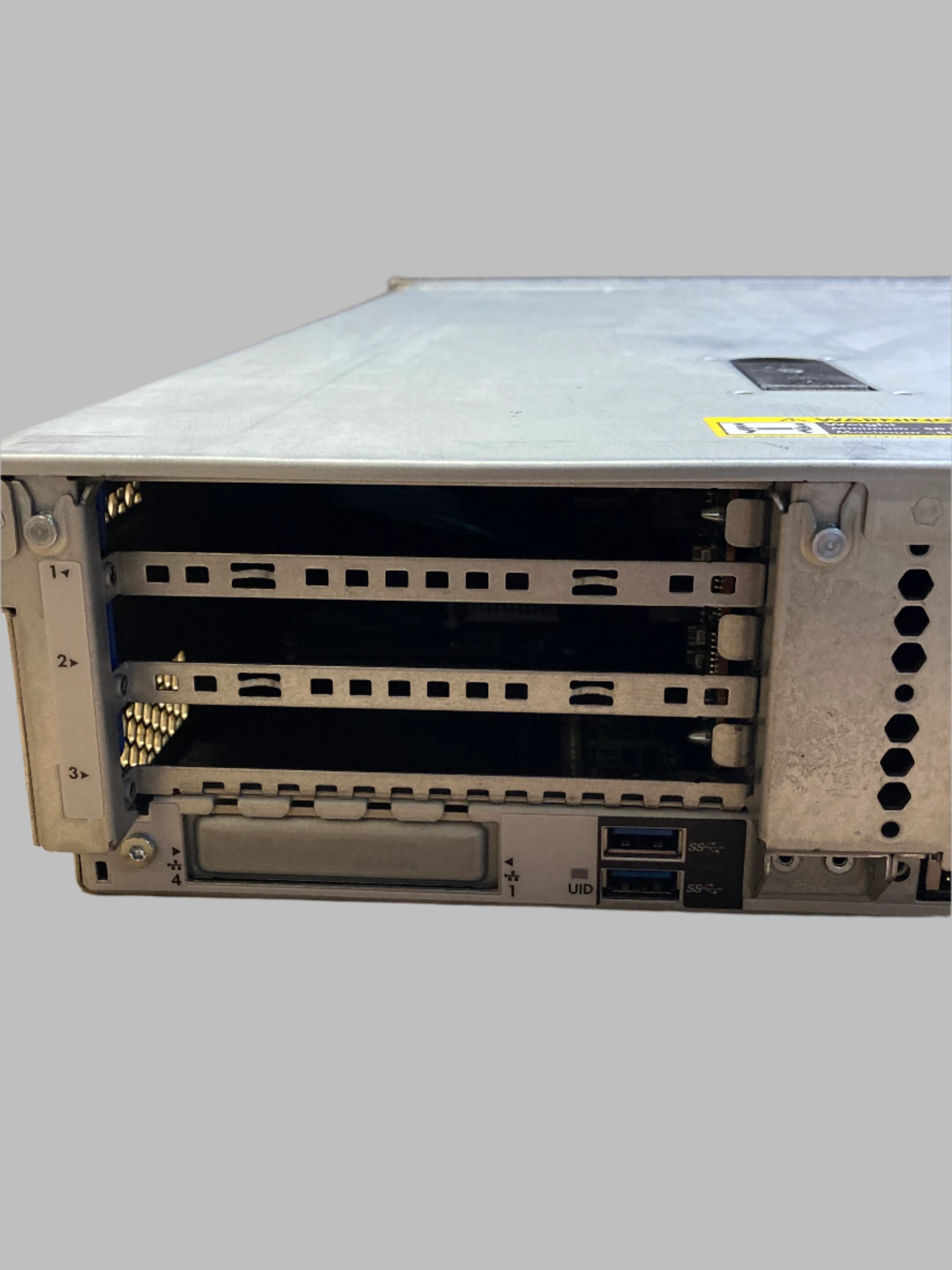 HPE Server ProLiant DL380 G9 1x Xeon E5-2630 V3 4GB RAM 8x 2.5" Bay No HDD #1