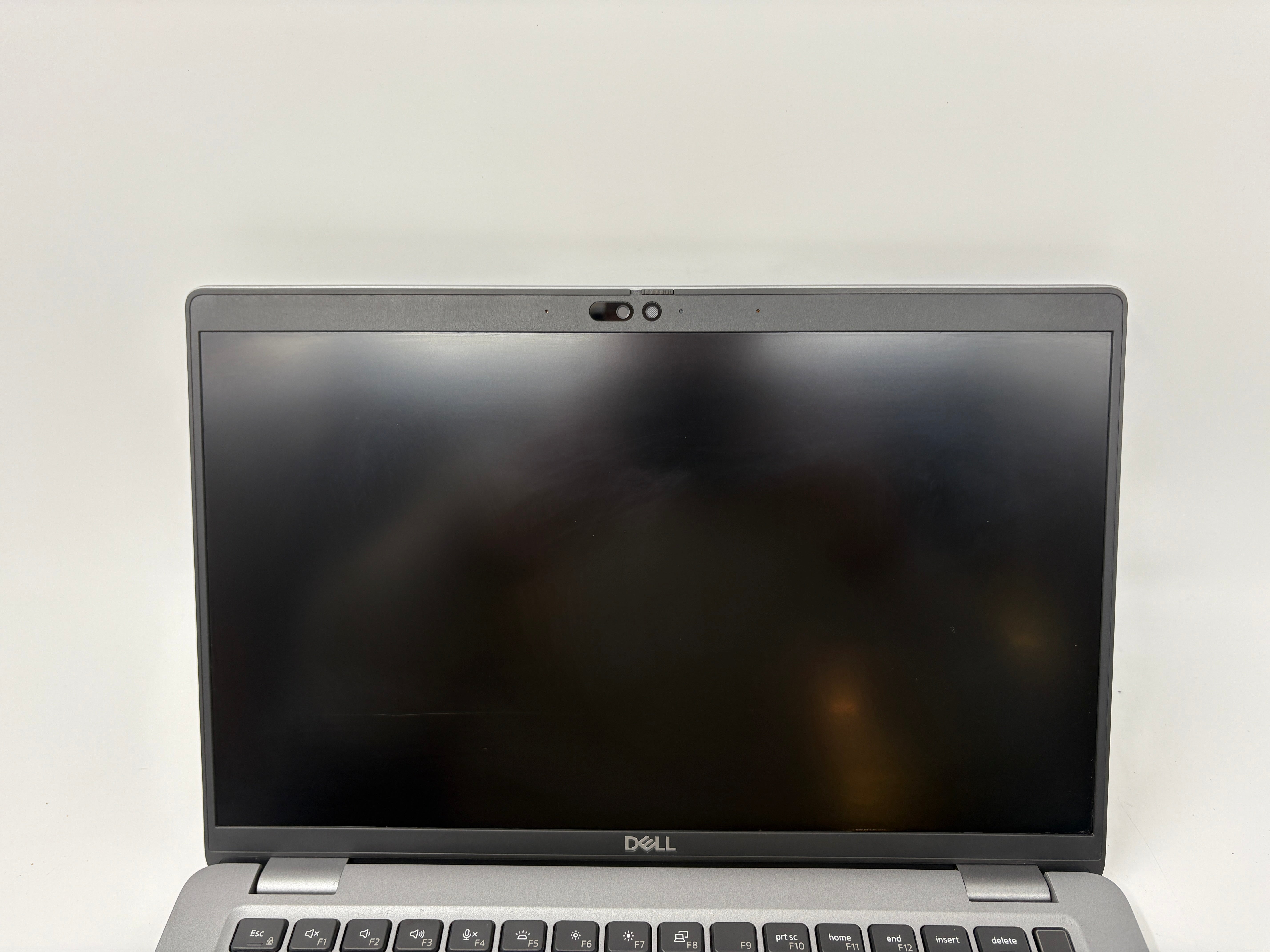 Dell Laptop Latitude 5450 14" Screen Ultra 5 135U No RAM No SSD NO OS "Spares"