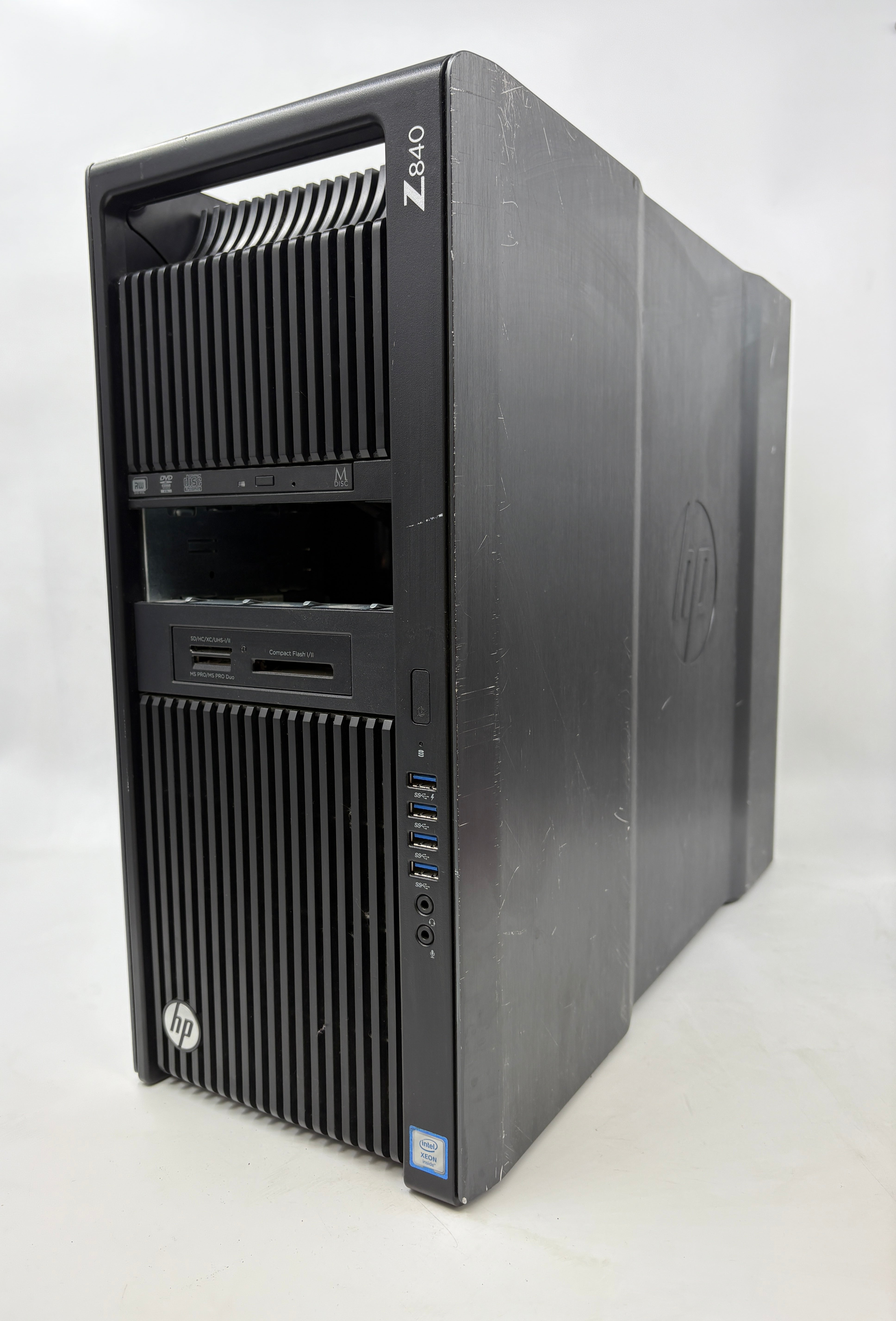 HP Workstation Z840 2x E5-2687W v3 NO RAM NO HDD NO OS