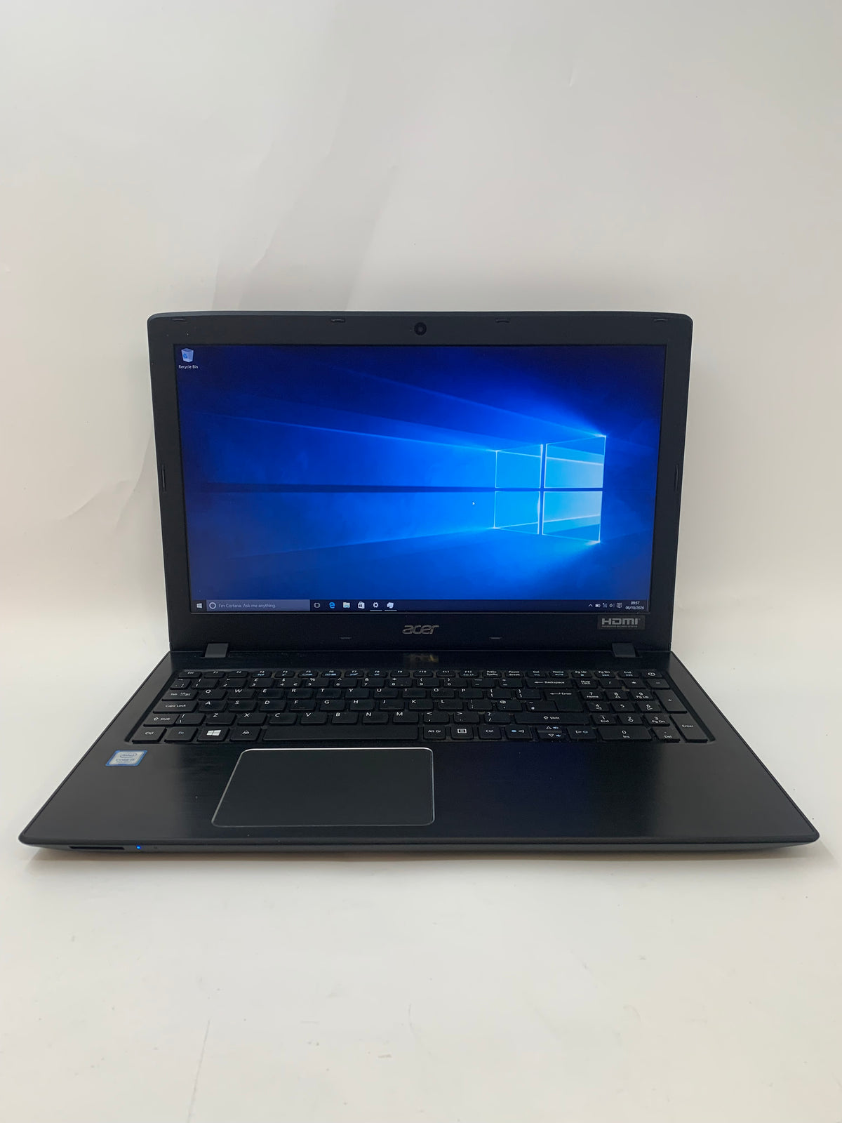 Acer Aspire E15 N16Q2 | 15.6" FHD | i5 7th Gen | 4GB RAM | 256GB SSD | W10 Pro
