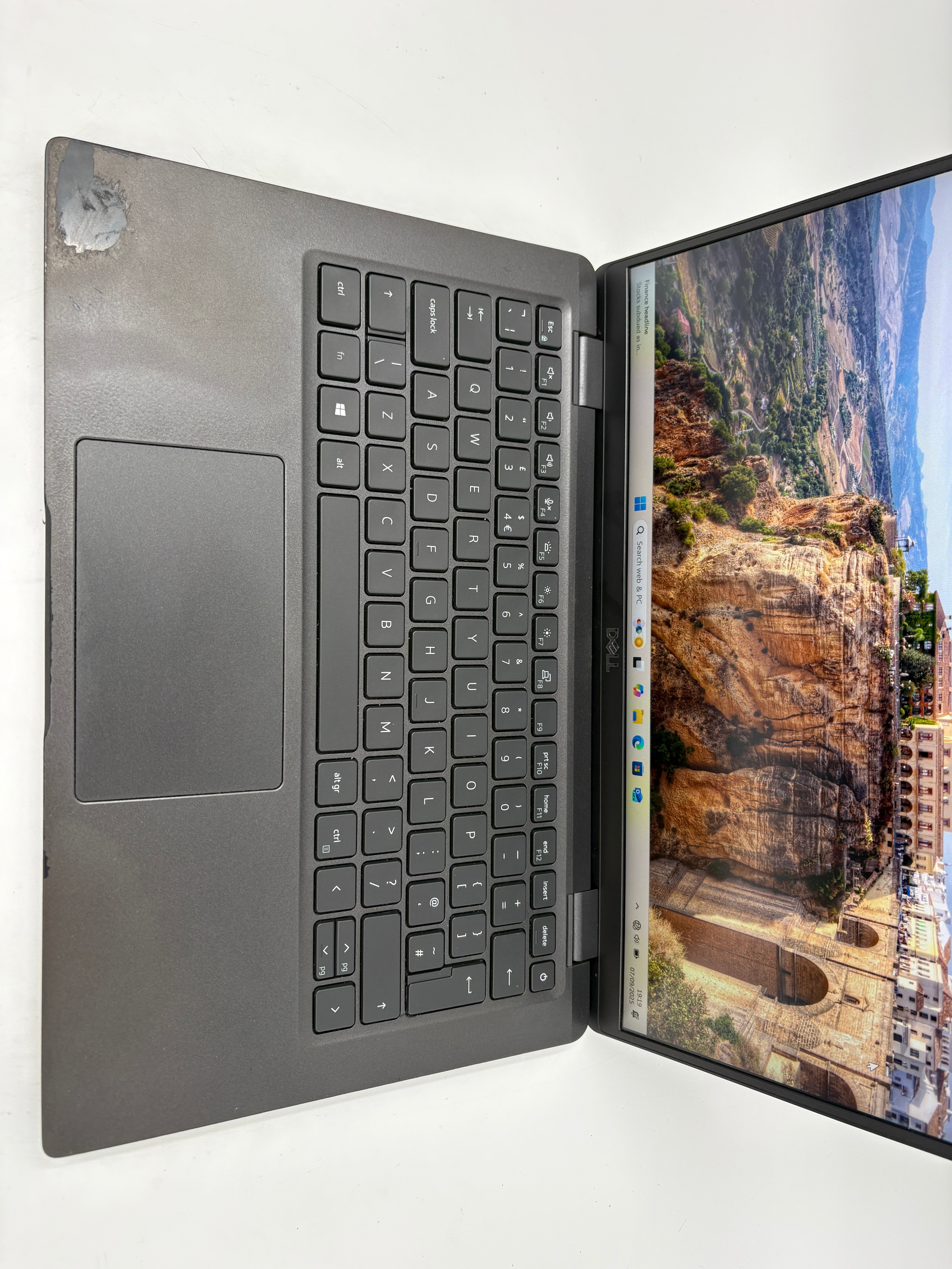 Dell Laptop Latitude 7420 14" Screen i7 11th Gen 16GB RAM 512GB SSD W11