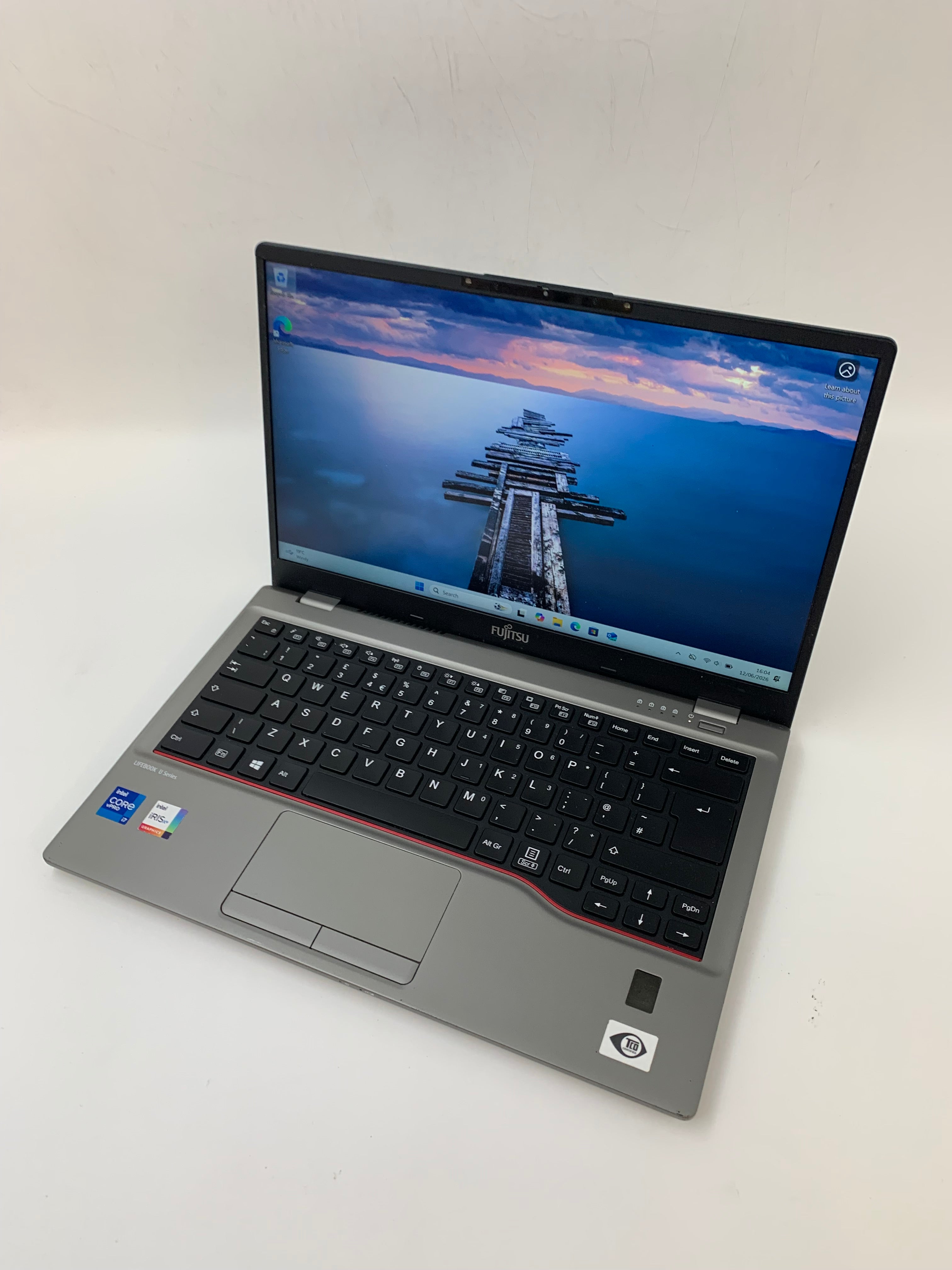 Fujitsu LifeBook 7U14A2 | 14" FHD | i7 11th Gen | 16GB RAM | 512GB SSD | W11 Pro