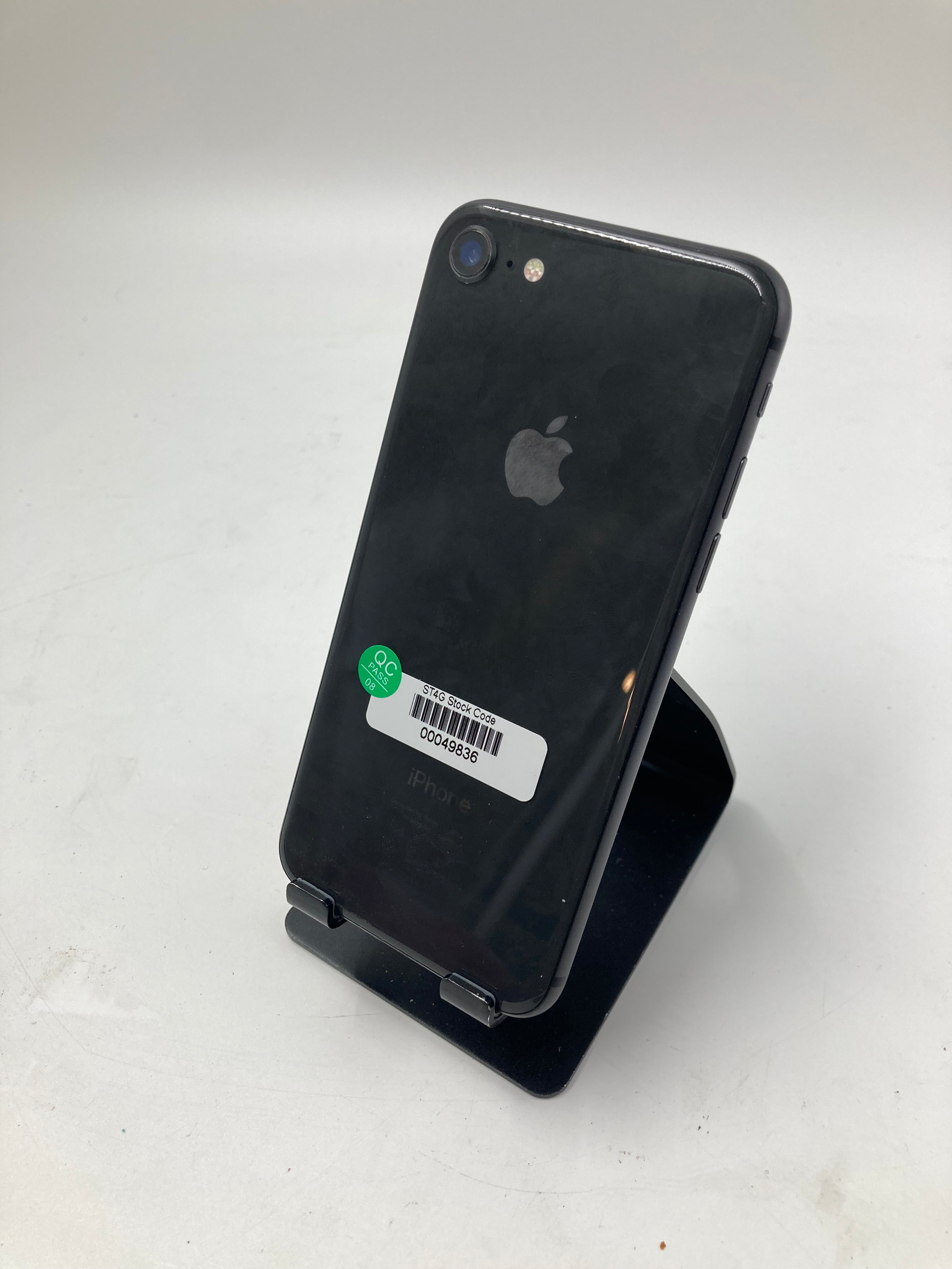 Apple iPhone 7 A1778 8 A1905 32GB 64GB Black Grey Lot of 6