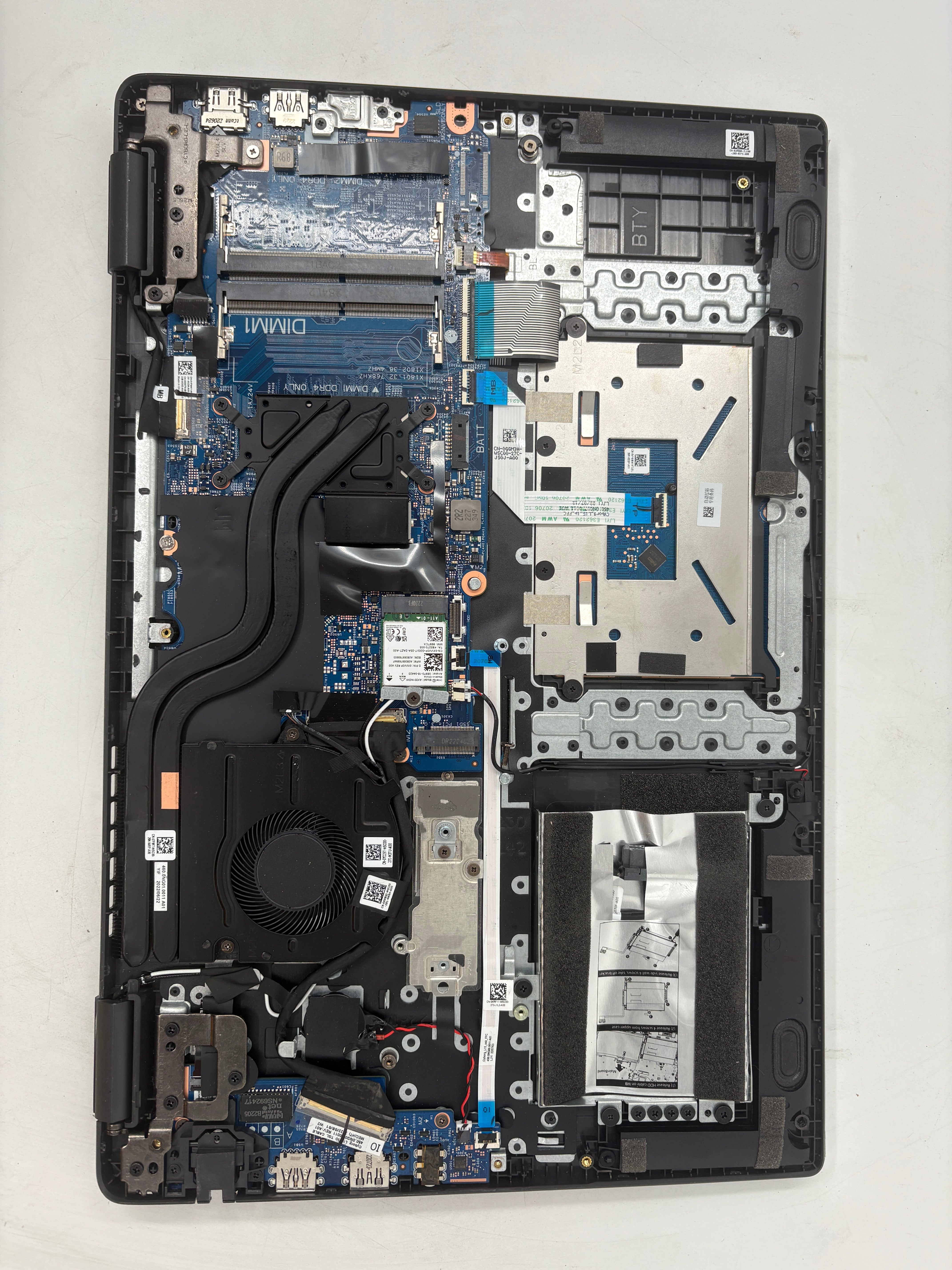 Dell Laptop Latitude 3520 i5 11th Gen 4GB RAM NO SSD NO OS *Spares*