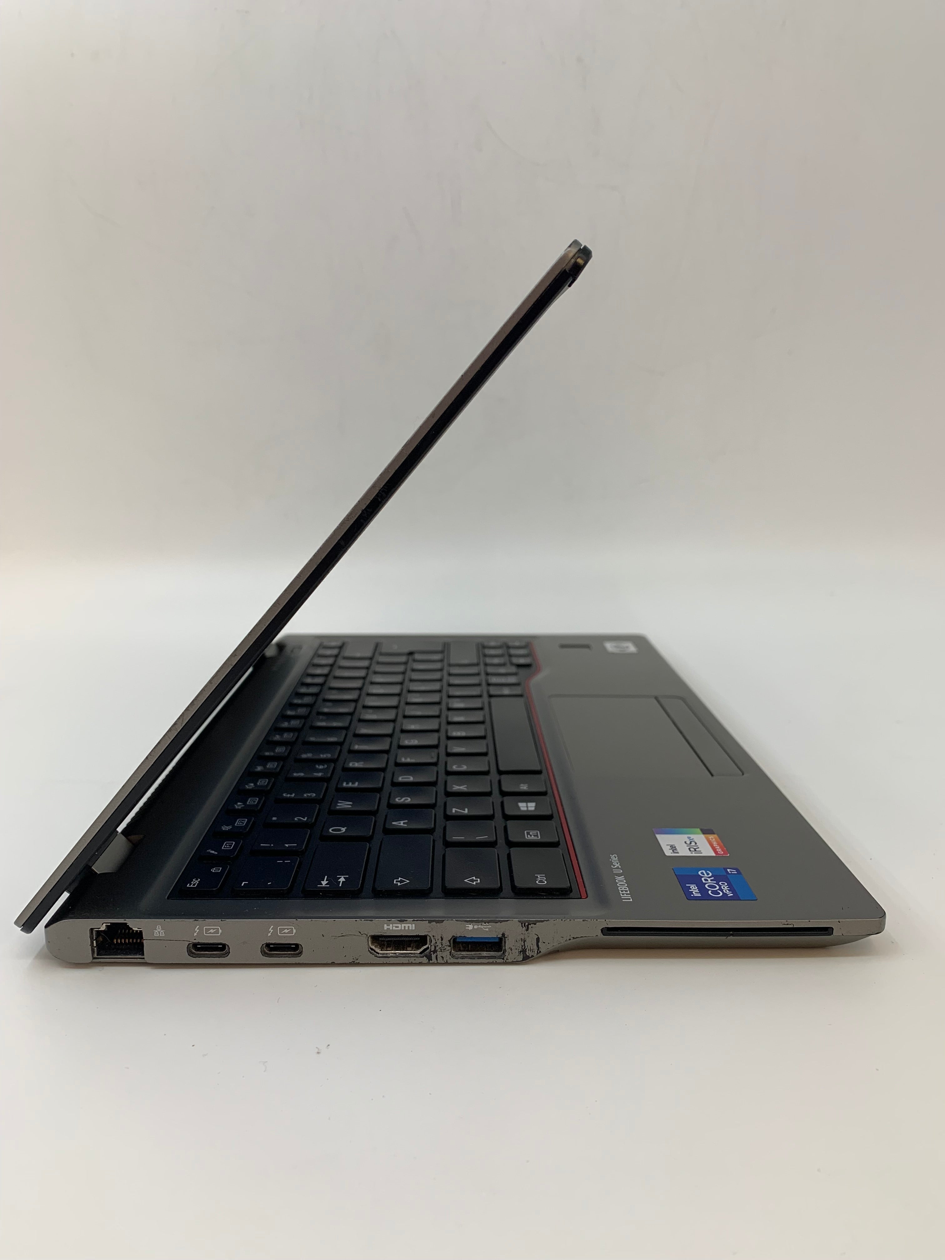 Fujitsu LifeBook 7U14A2 | 14" FHD | i7 11th Gen | 16GB RAM | 512GB SSD | W11 Pro