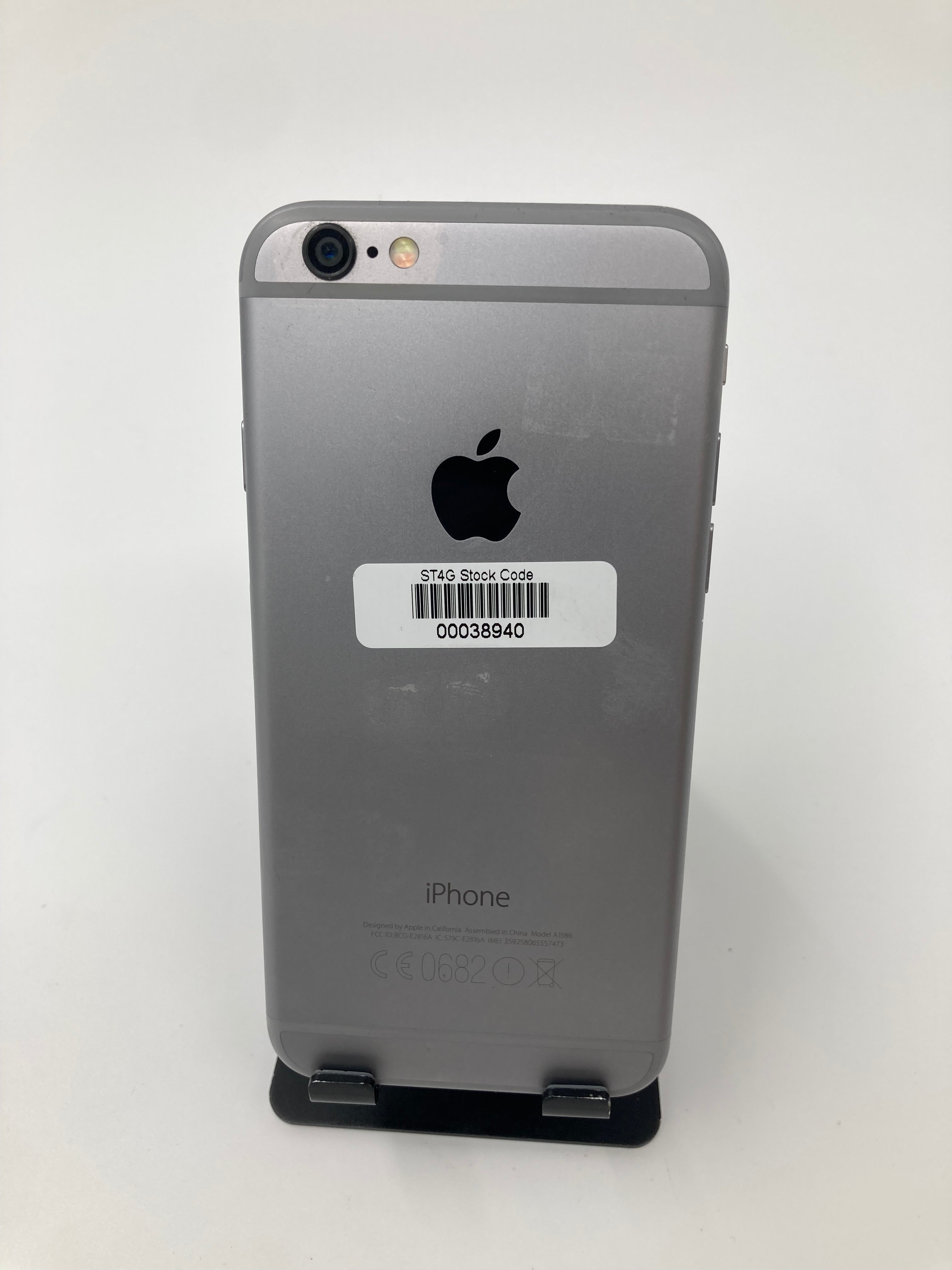 Apple iPhone 6 & 7 A1586 A1778 Batch of 8 *Spares*