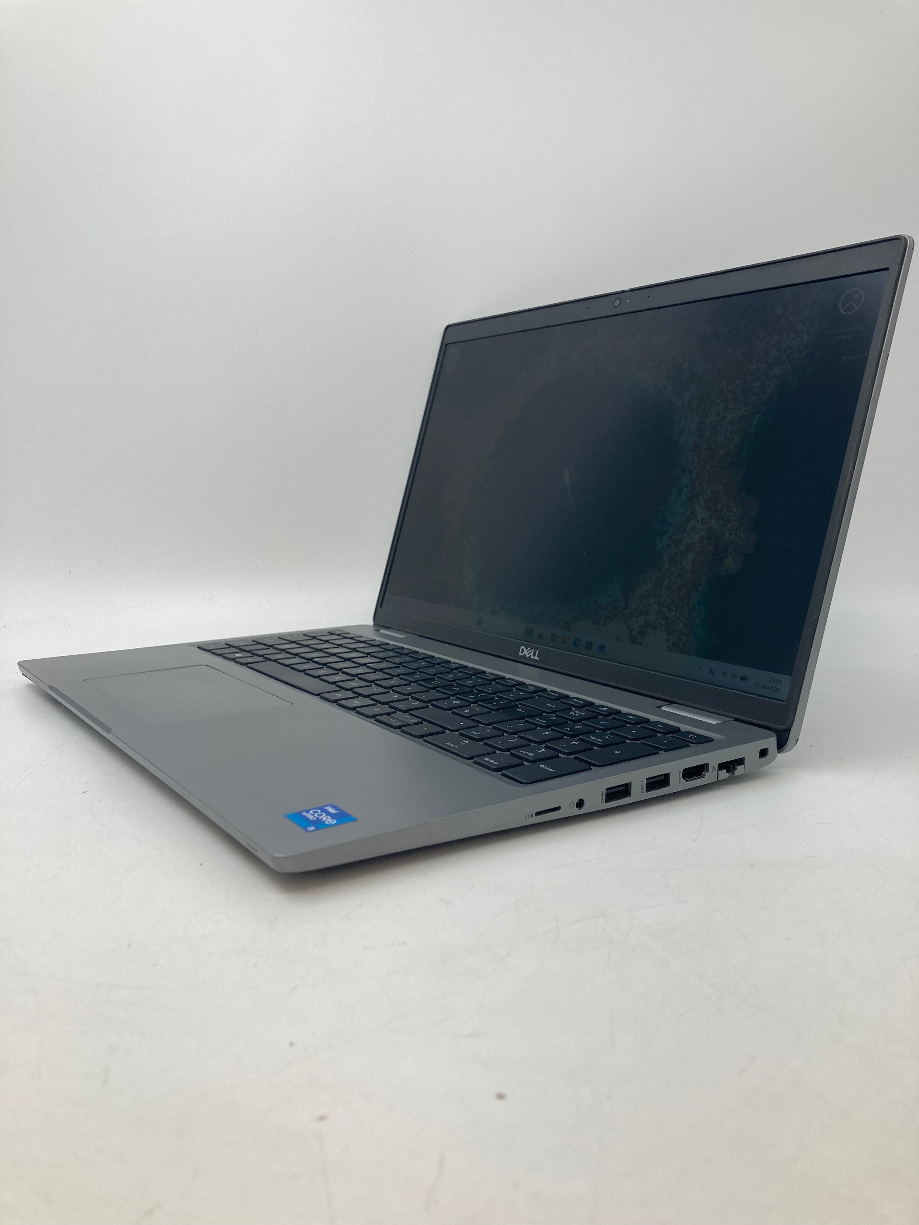 Dell Latitude 5520 | 15.6" FHD | i5 11th Gen CPU | 8GB RAM | 256GB SSD | W11 | Grade C