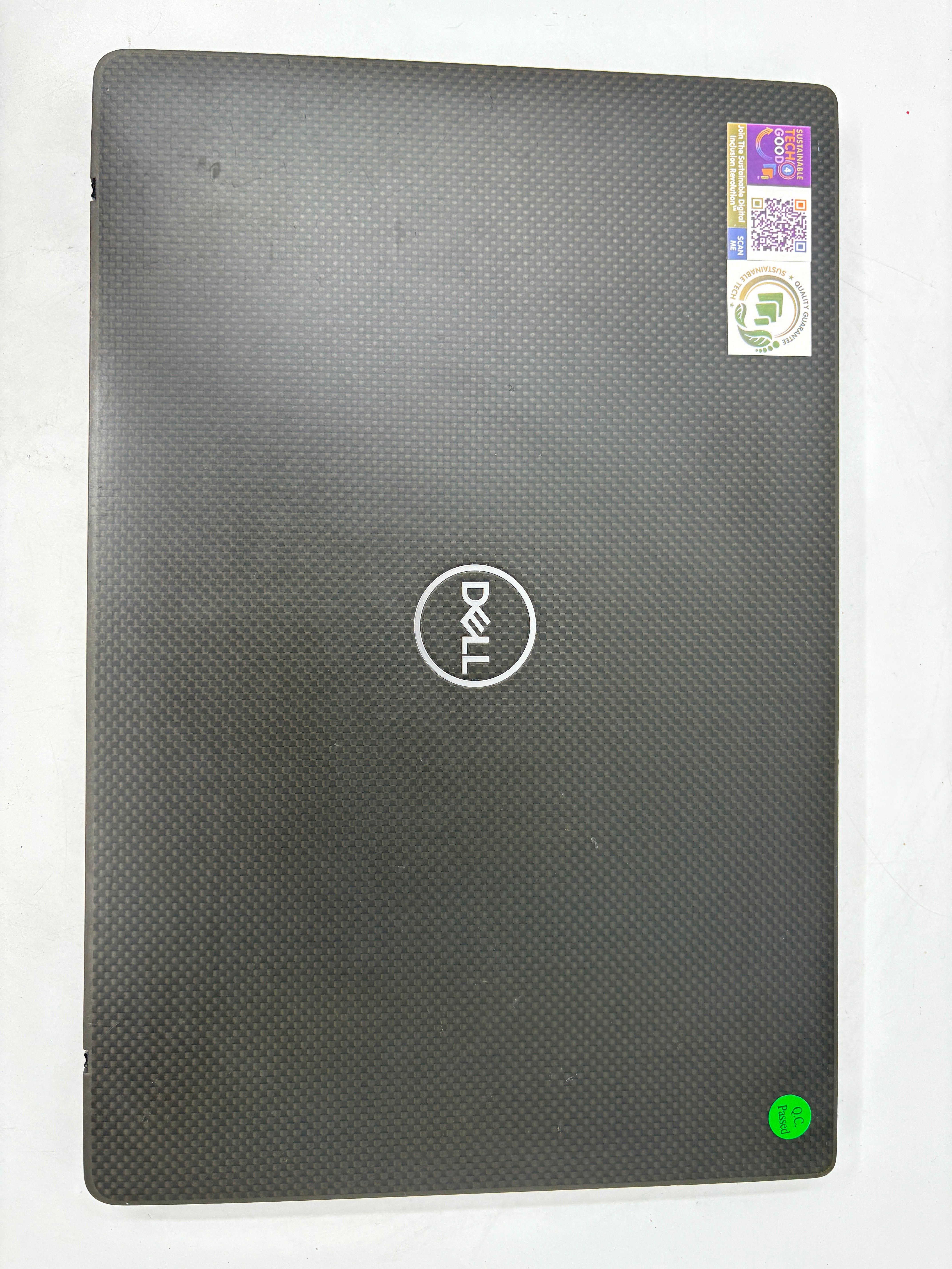 Dell Laptop Latitude 7400 14" Screen i7 8th Gen 8GB RAM 256GB SSD W11