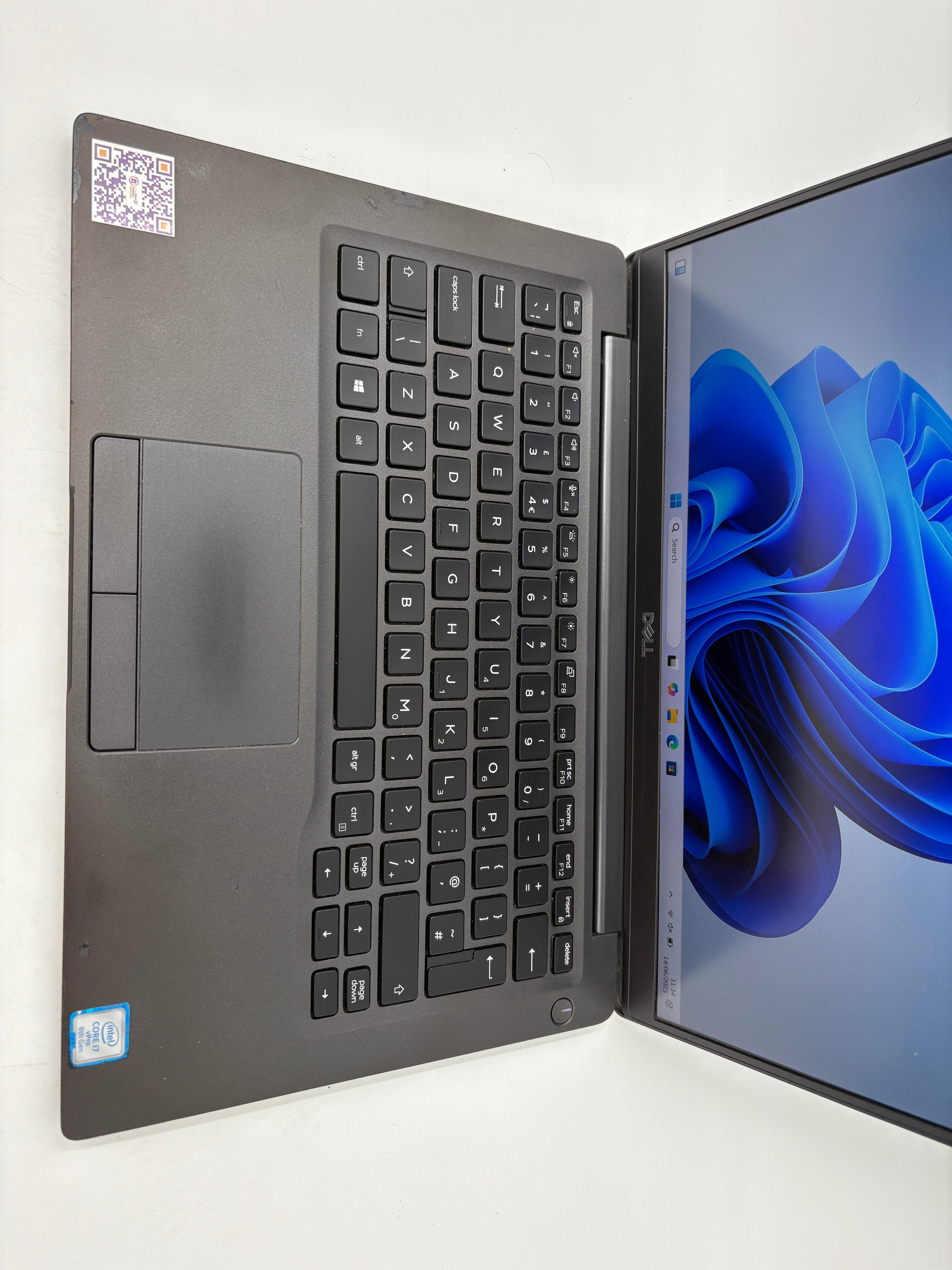 Dell Laptop Latitude 7400 14" Screen i7 8th Gen 8GB RAM 256GB SSD W11