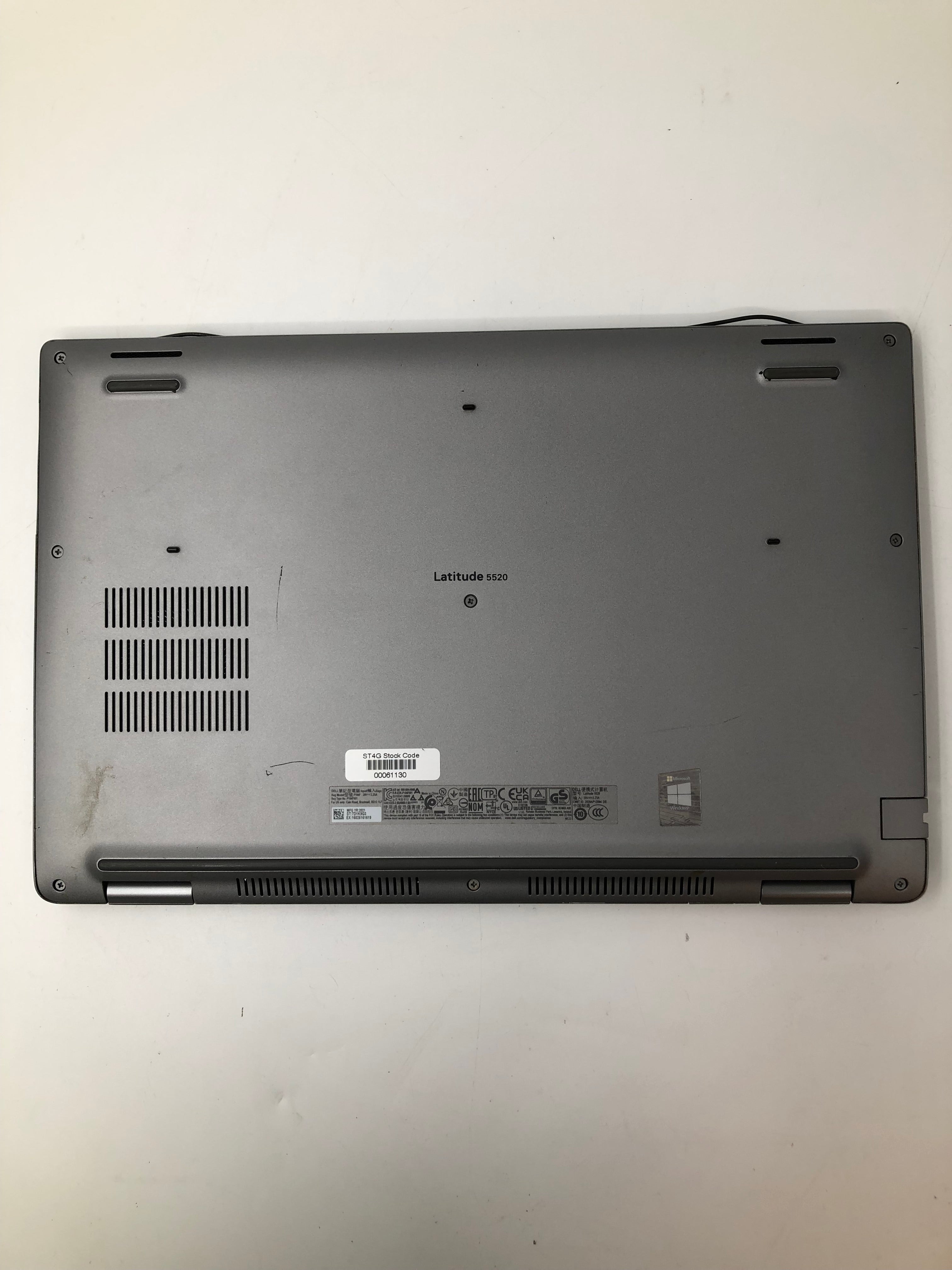 Dell Latitude 5520 Spares: i5 11th Gen CPU, 8GB RAM, 15.6" Screen (No SSD/No OS)