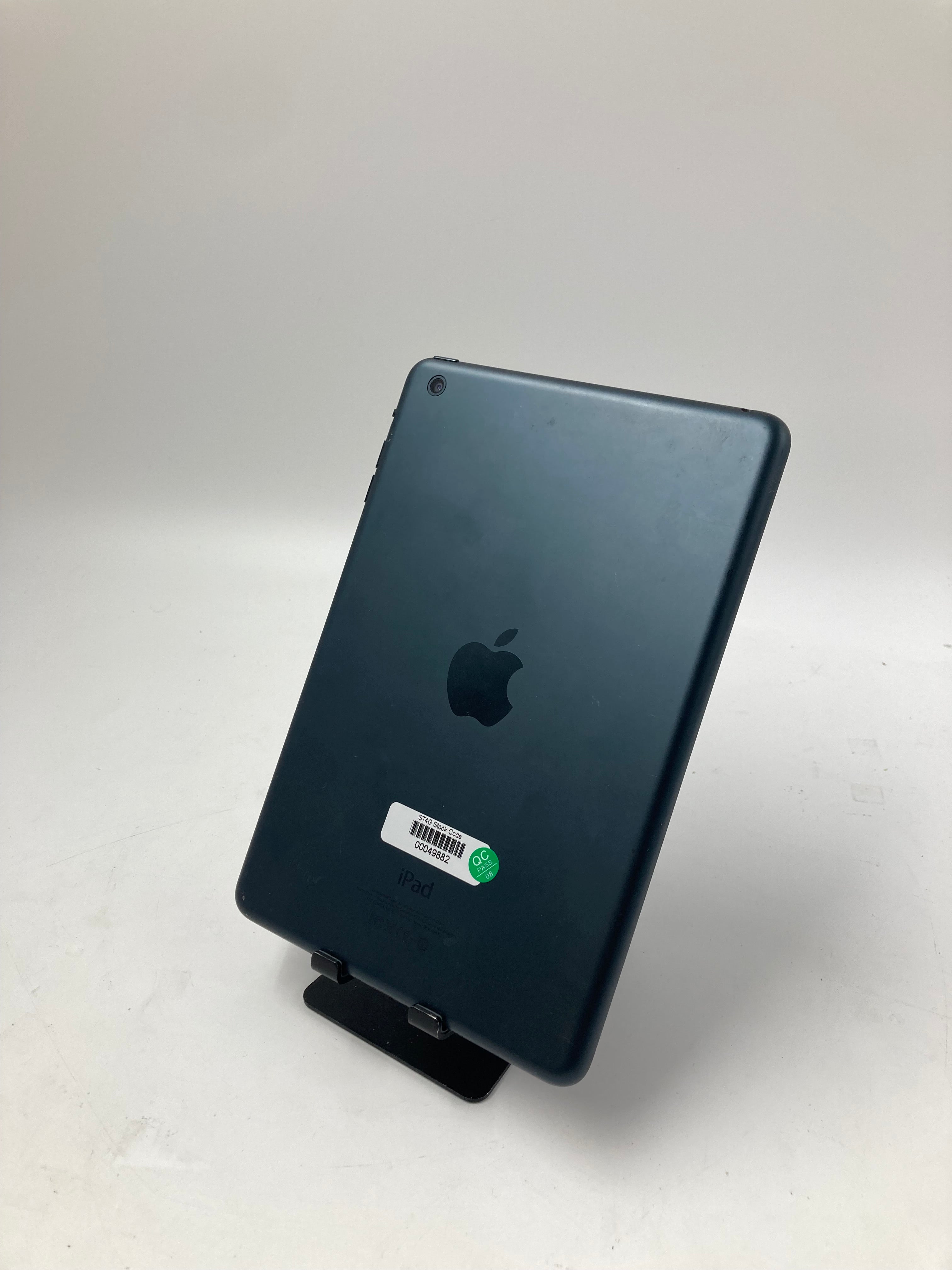 Apple iPad Mini 5th Gen 16GB 32GB 64GB Silver Black Lot of 3 - Unlocked
