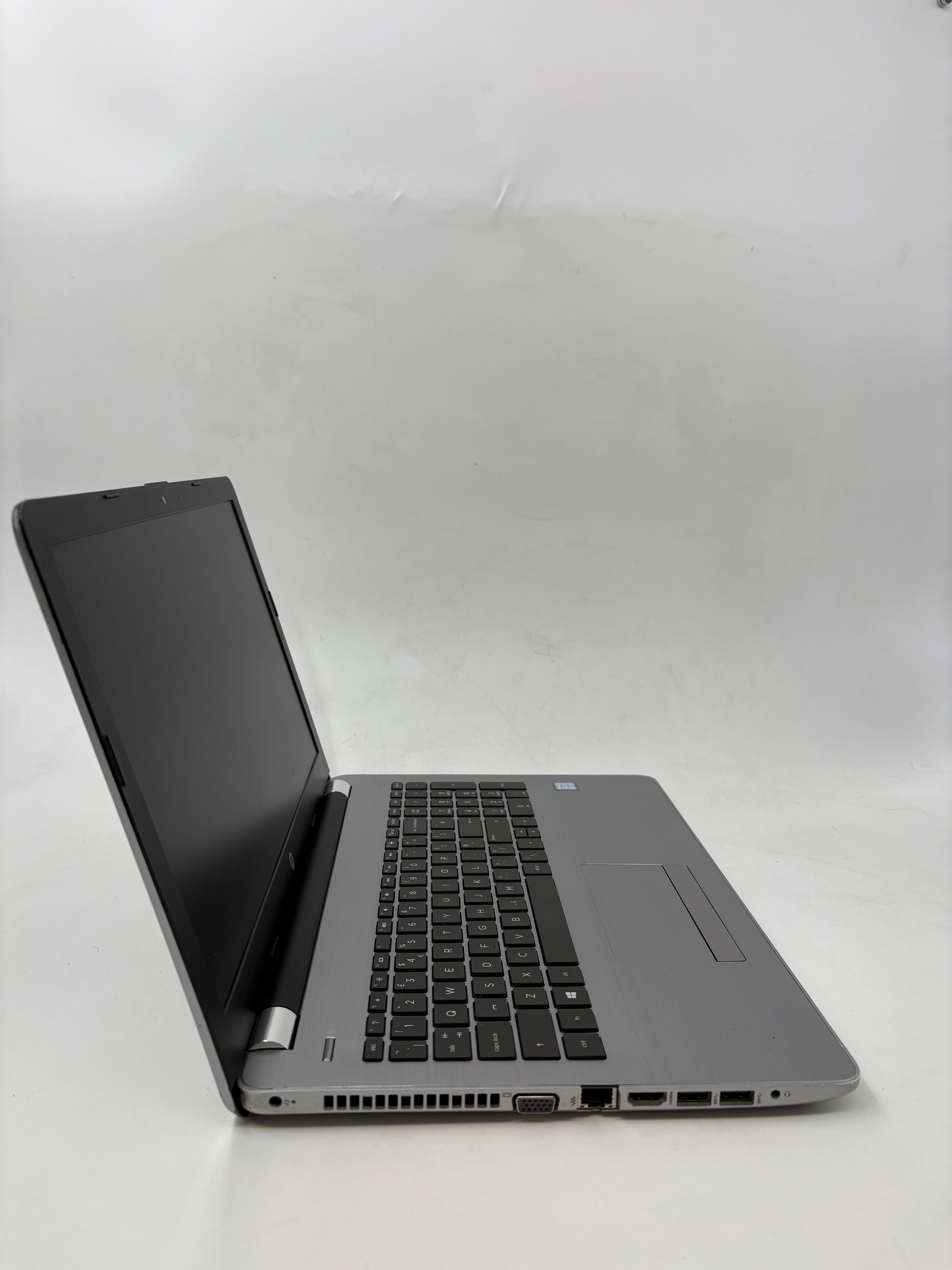 HP Laptop 250 G6 15.6" Screen i5 7th Gen 8GB RAM 256GB SSD W10