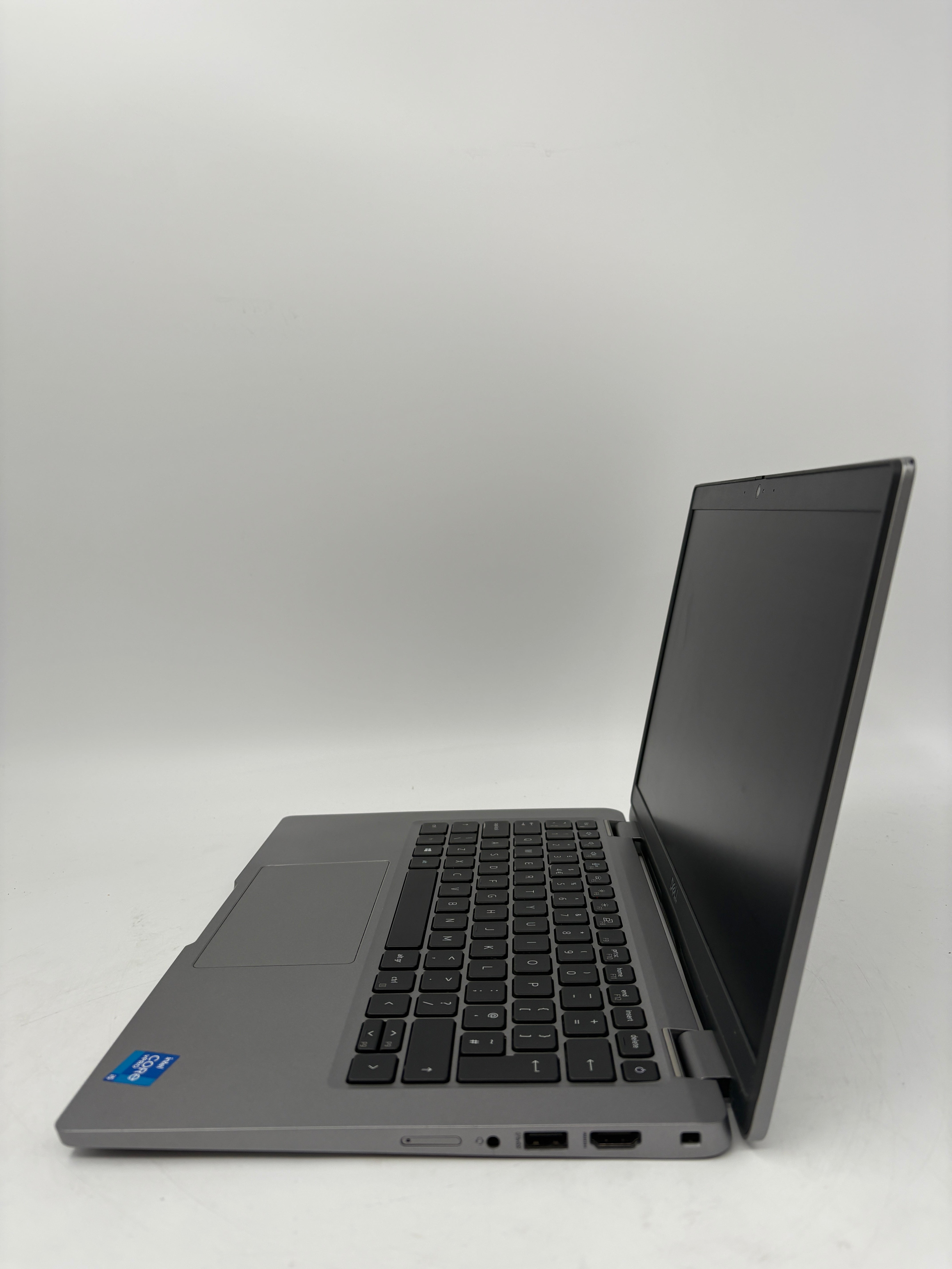 Dell Laptop Latitude 5320 13.3" Screen i5 11th Gen 8GB RAM 256GB SSD W11